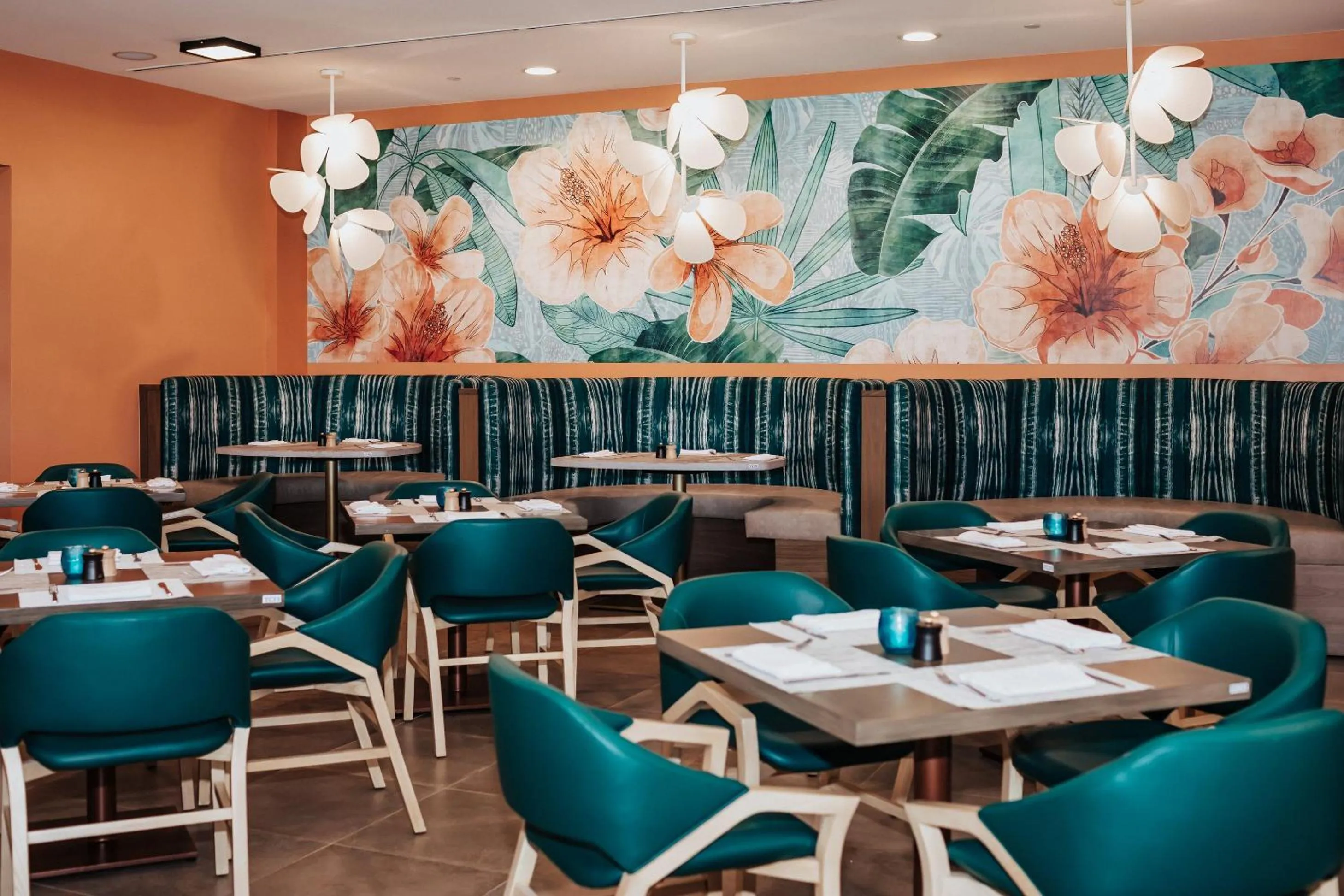 Restaurant/places to eat in Crowne Plaza Resort Saipan