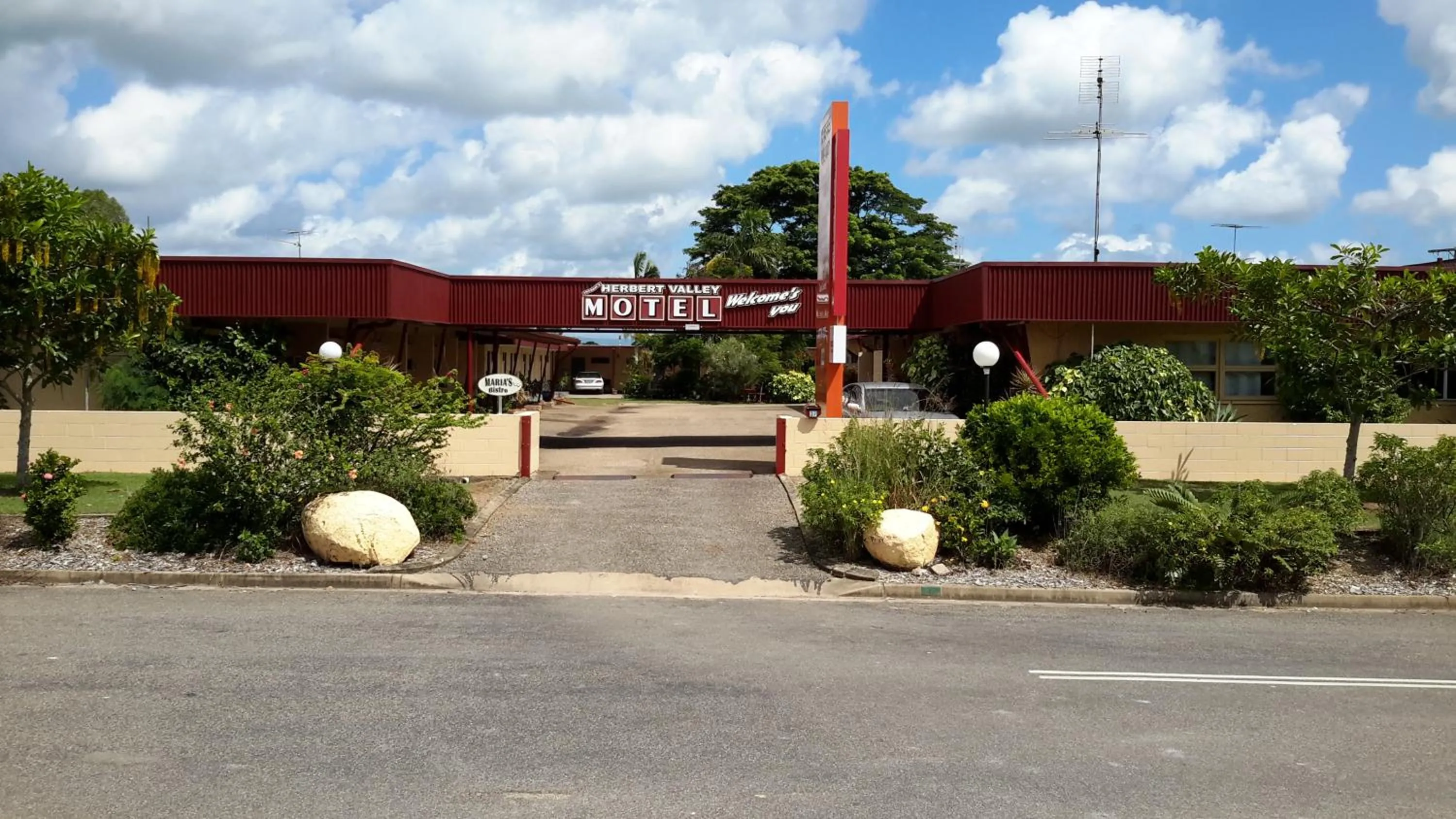 Facade/entrance in Herbert Valley Motel