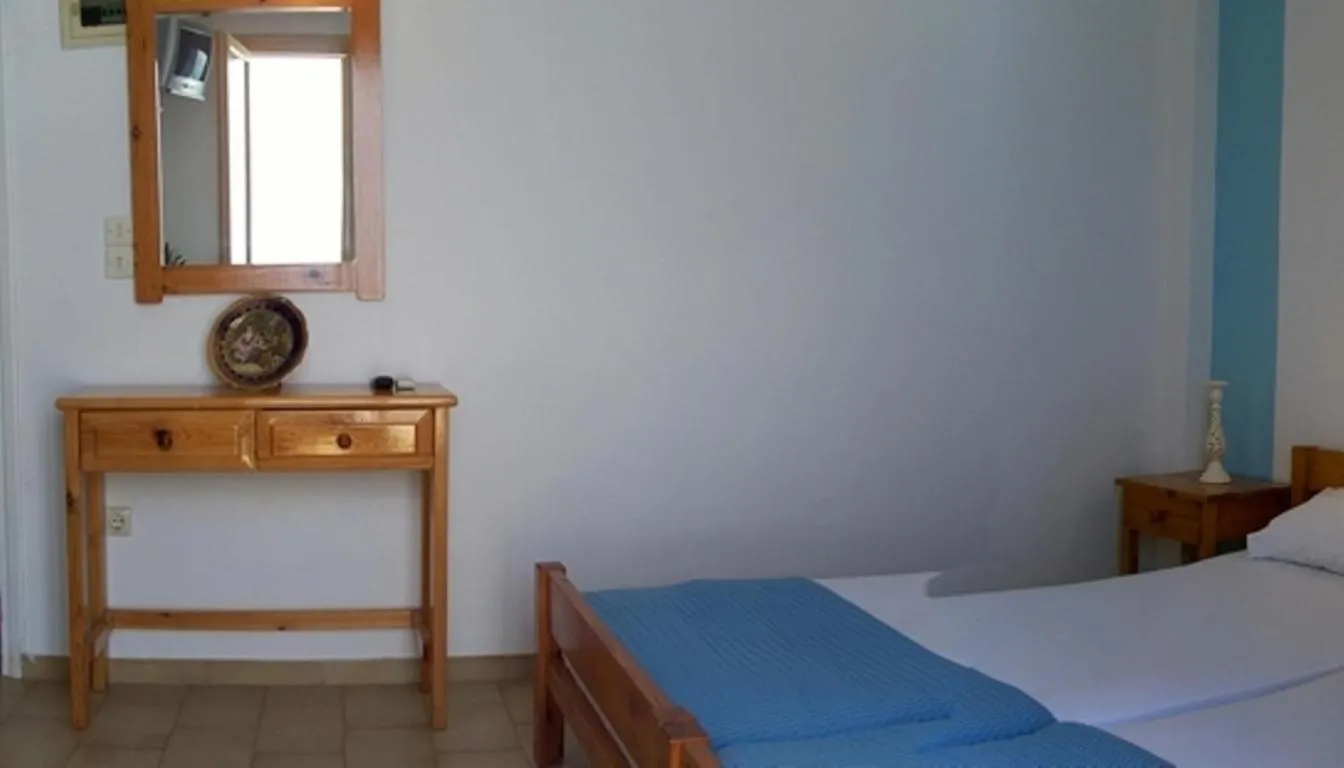 Photo of the whole room, Bed in Magic View