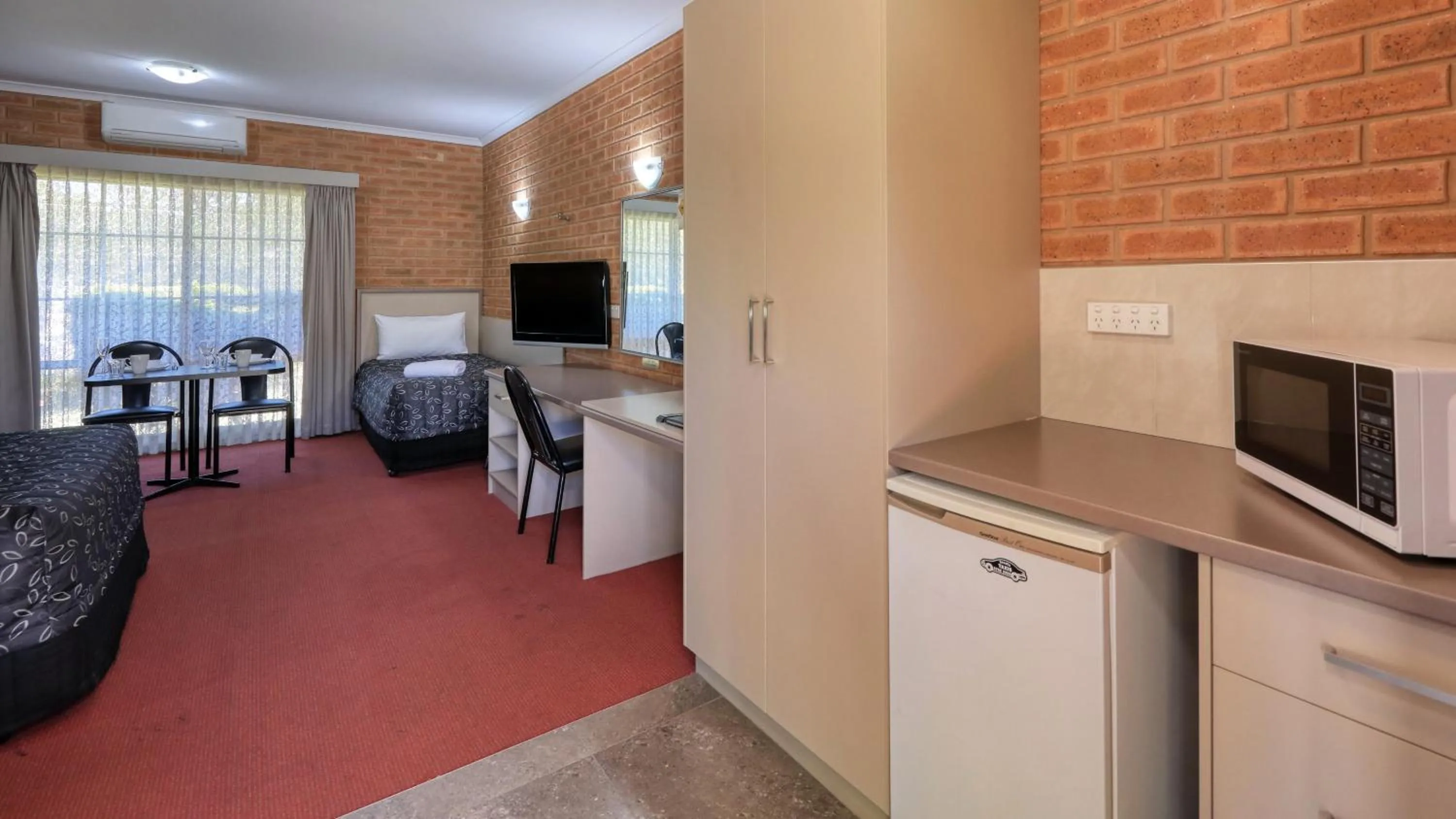 Area and facilities in Glider City Motel Benalla