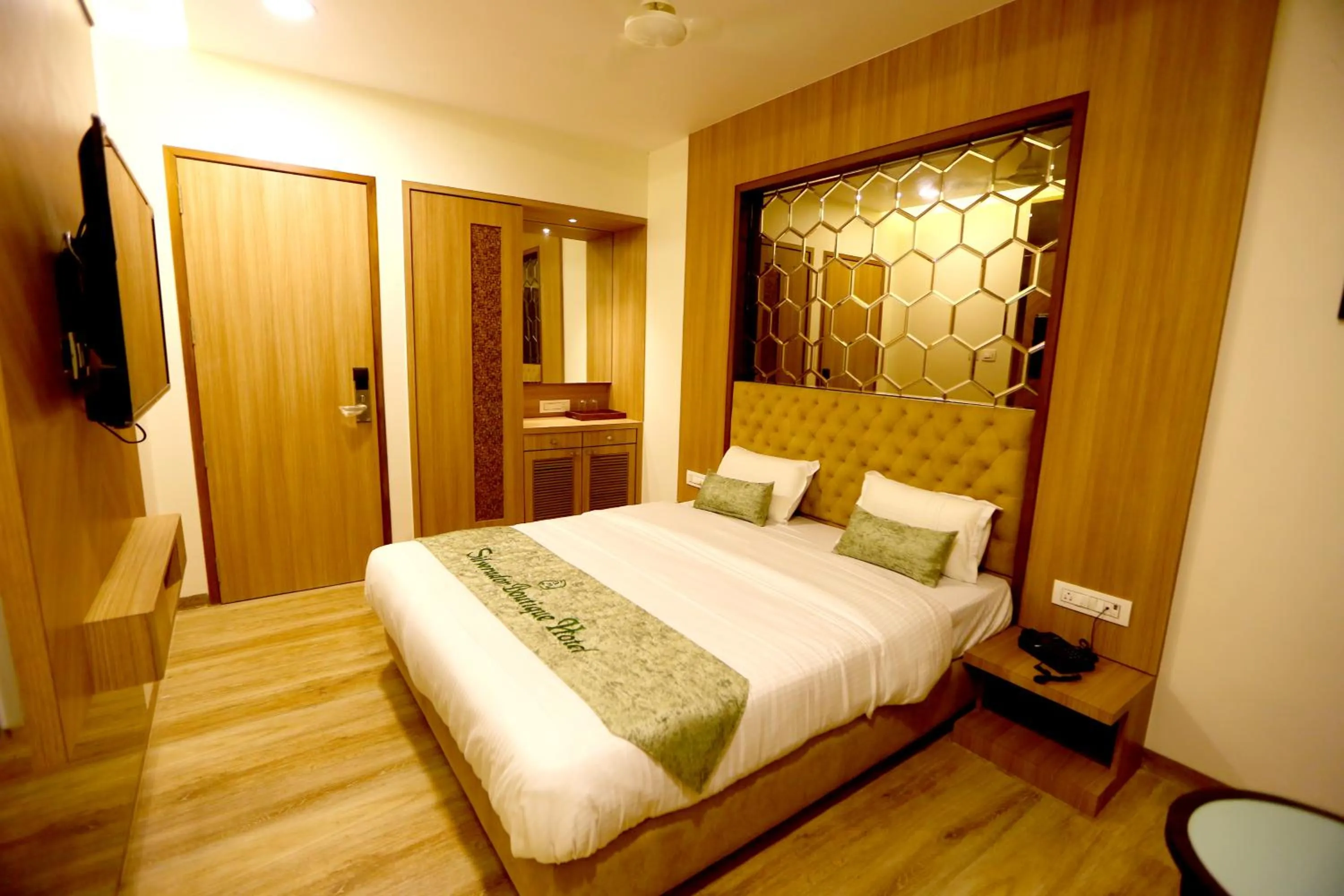 Bed in Silverador Boutique Hotel