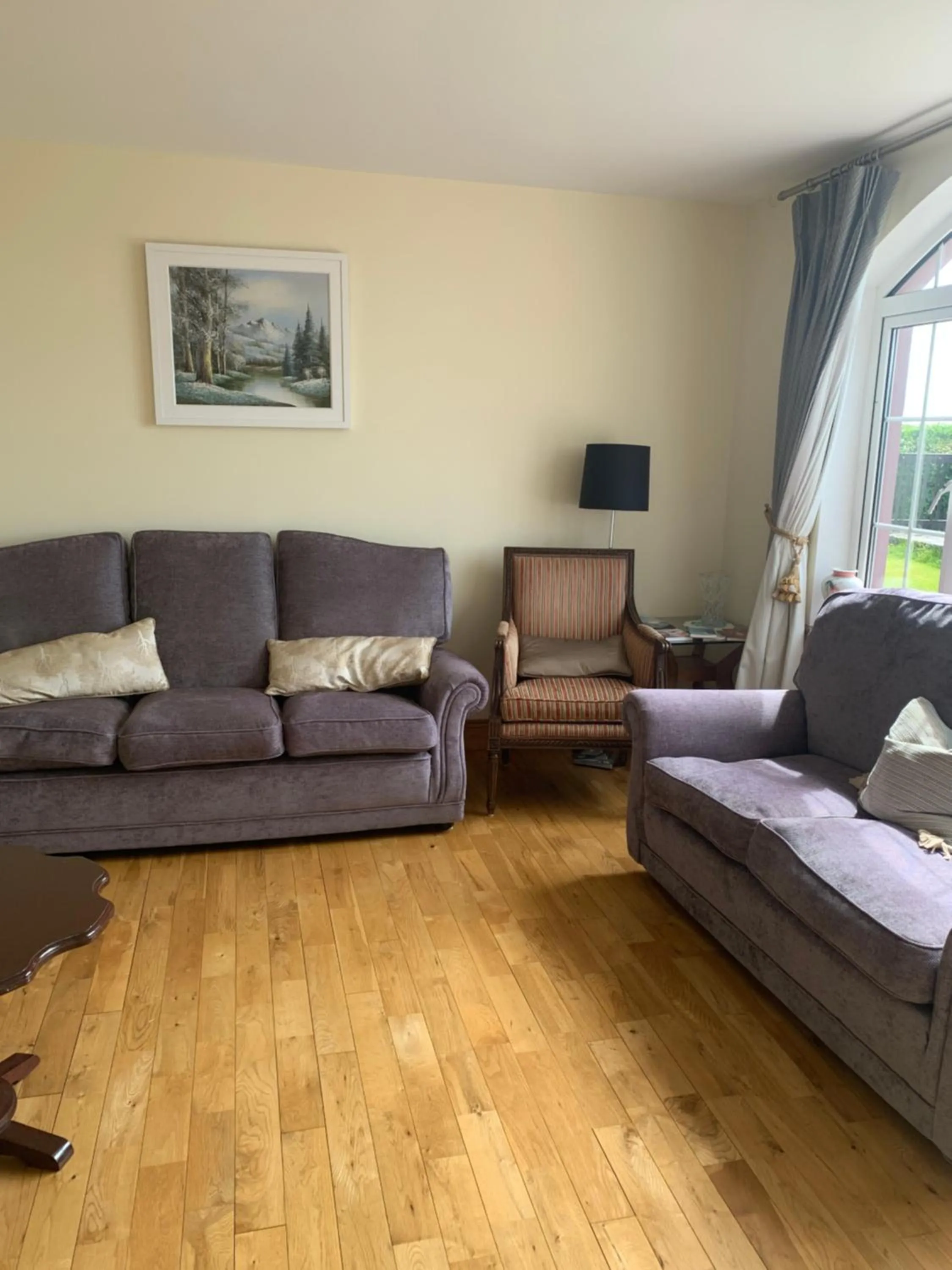 Living room in Brownes