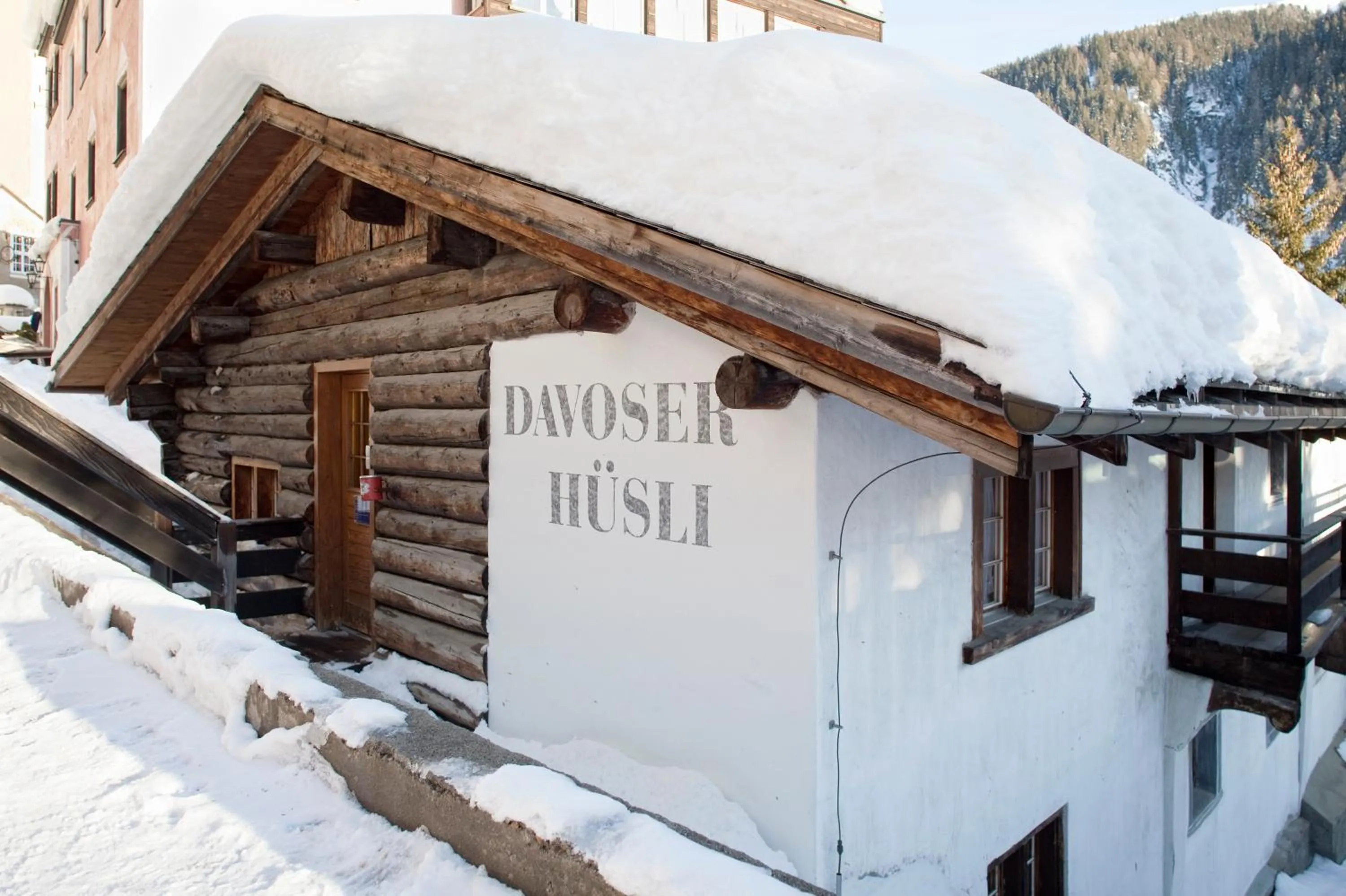 Property building in Davoser Hüsli by Mountain Hotels