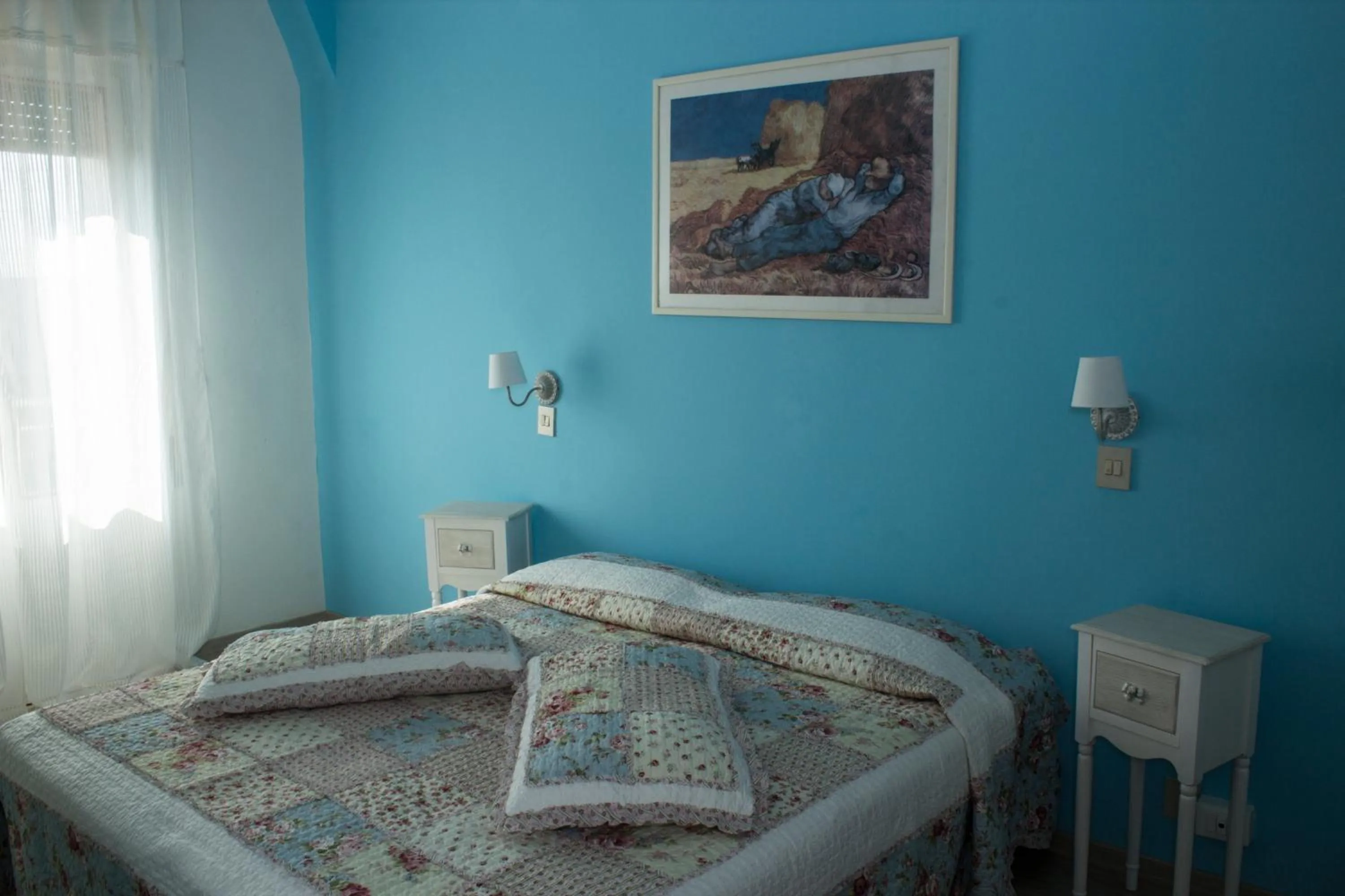 Bed in Hotel Santiago