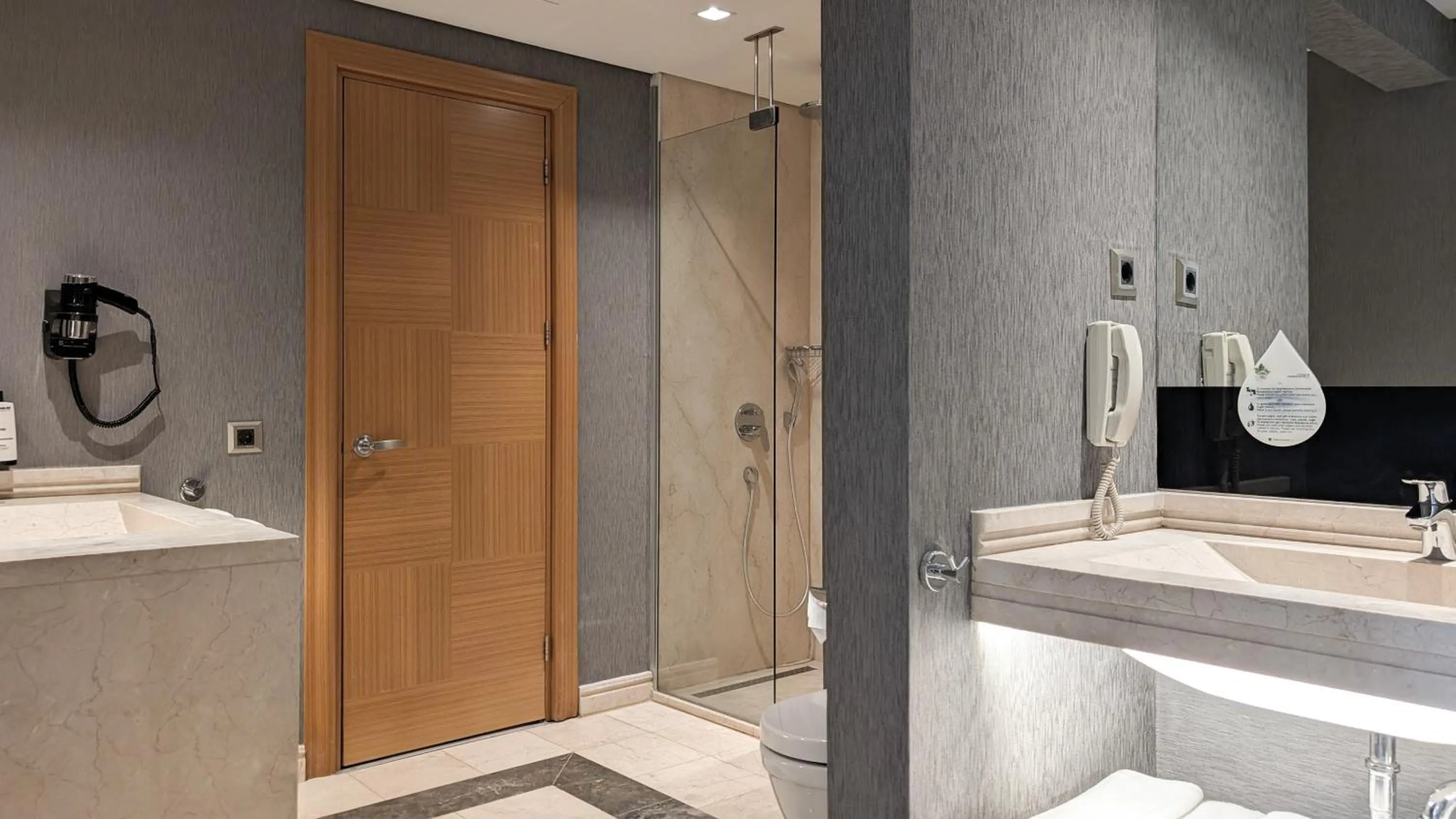 Bathroom in Istanbul Gonen Hotel