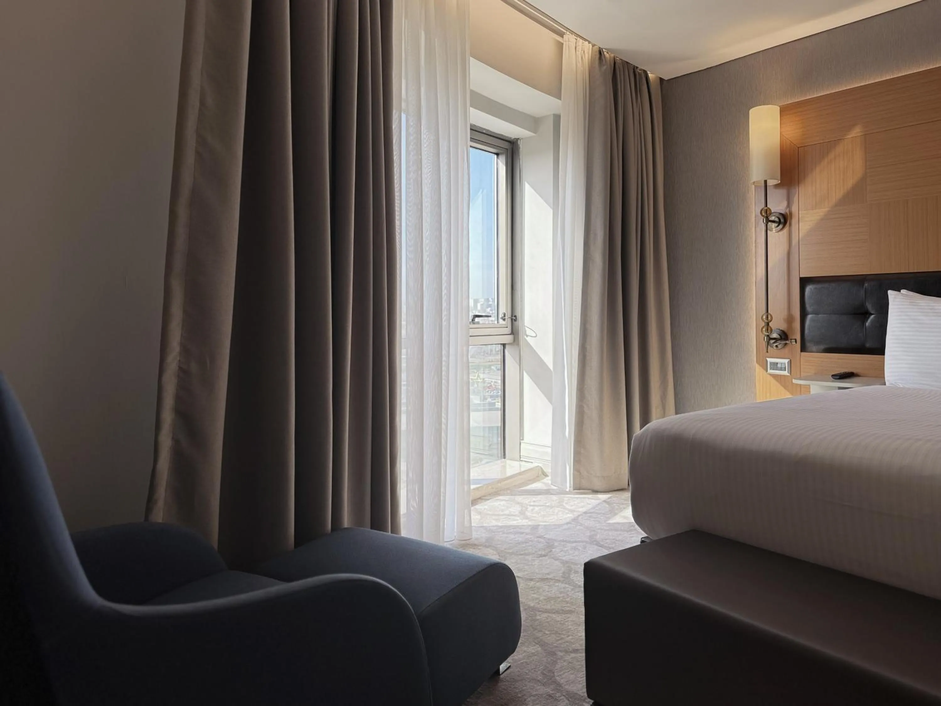 Photo of the whole room, Bed in Istanbul Gonen Hotel