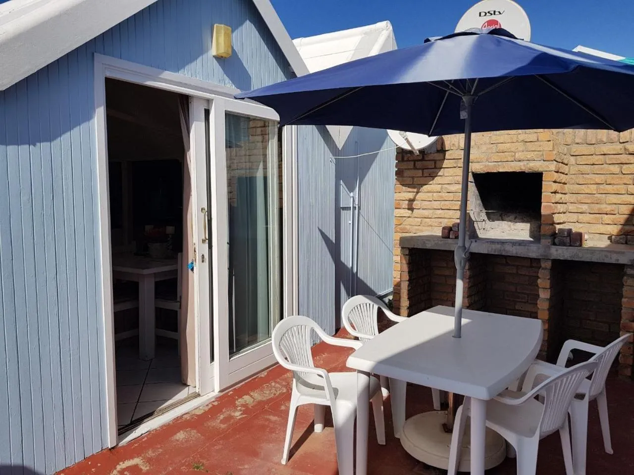 Point Village Accommodation - Dizzy Dazy