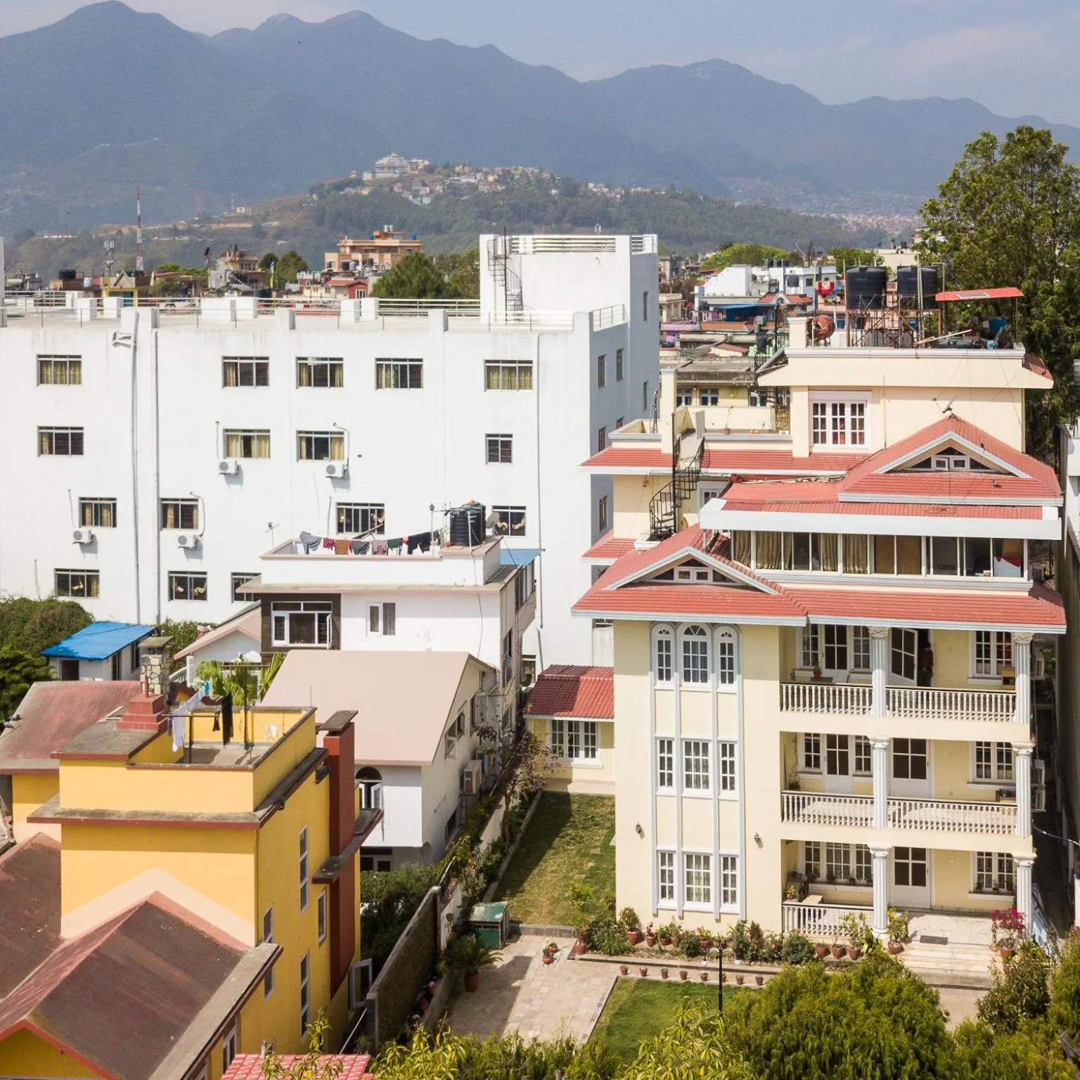 Property building in Fresco Retreat