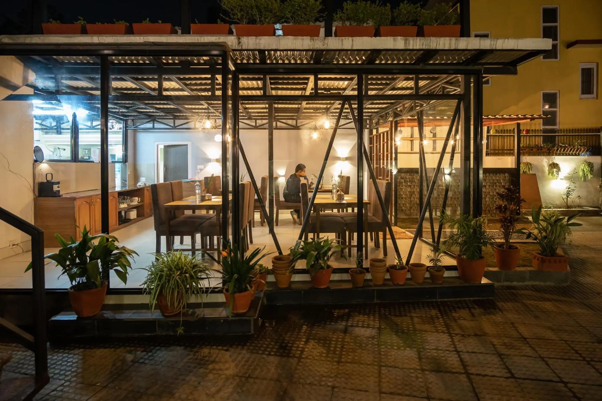 Restaurant/places to eat in Fresco Retreat