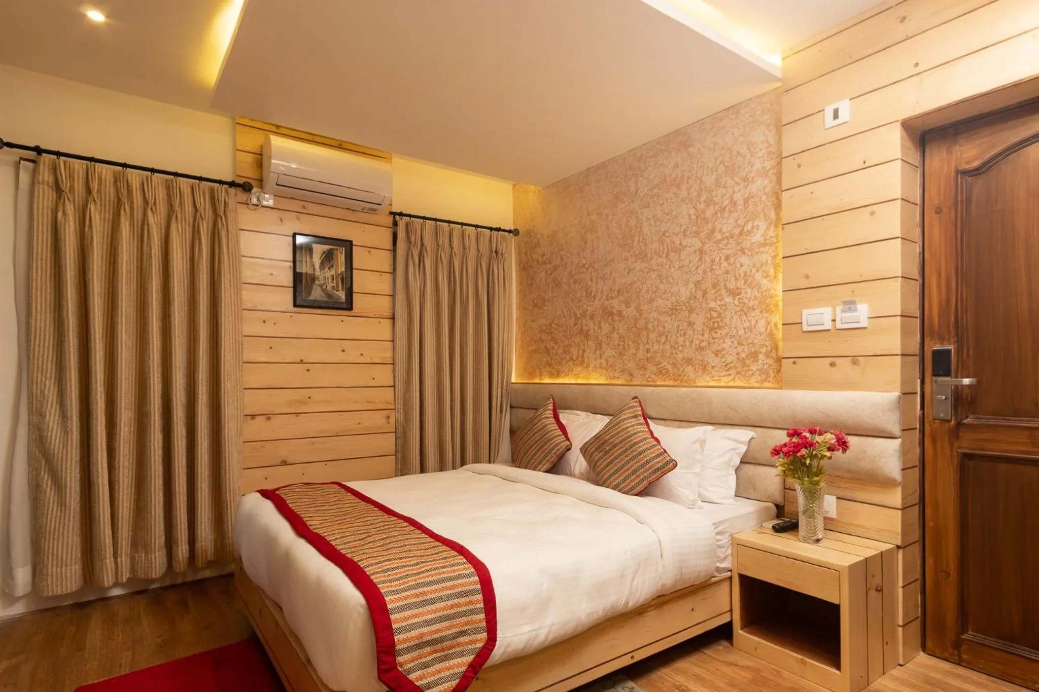 Bedroom, Bed in Fresco Retreat