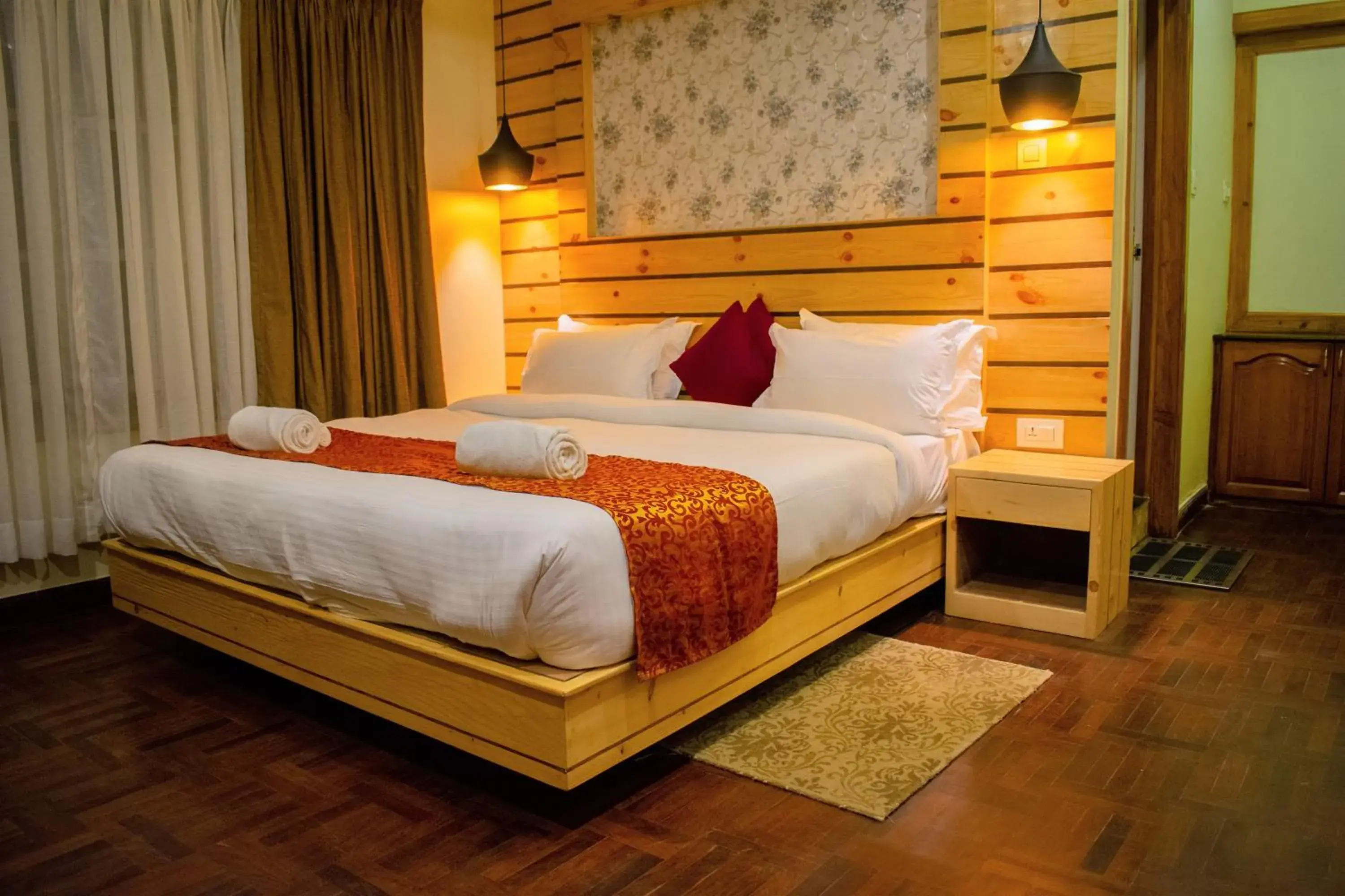 Suite - single occupancy in Fresco Retreat Suite - single occupancy in Fresco Retreat