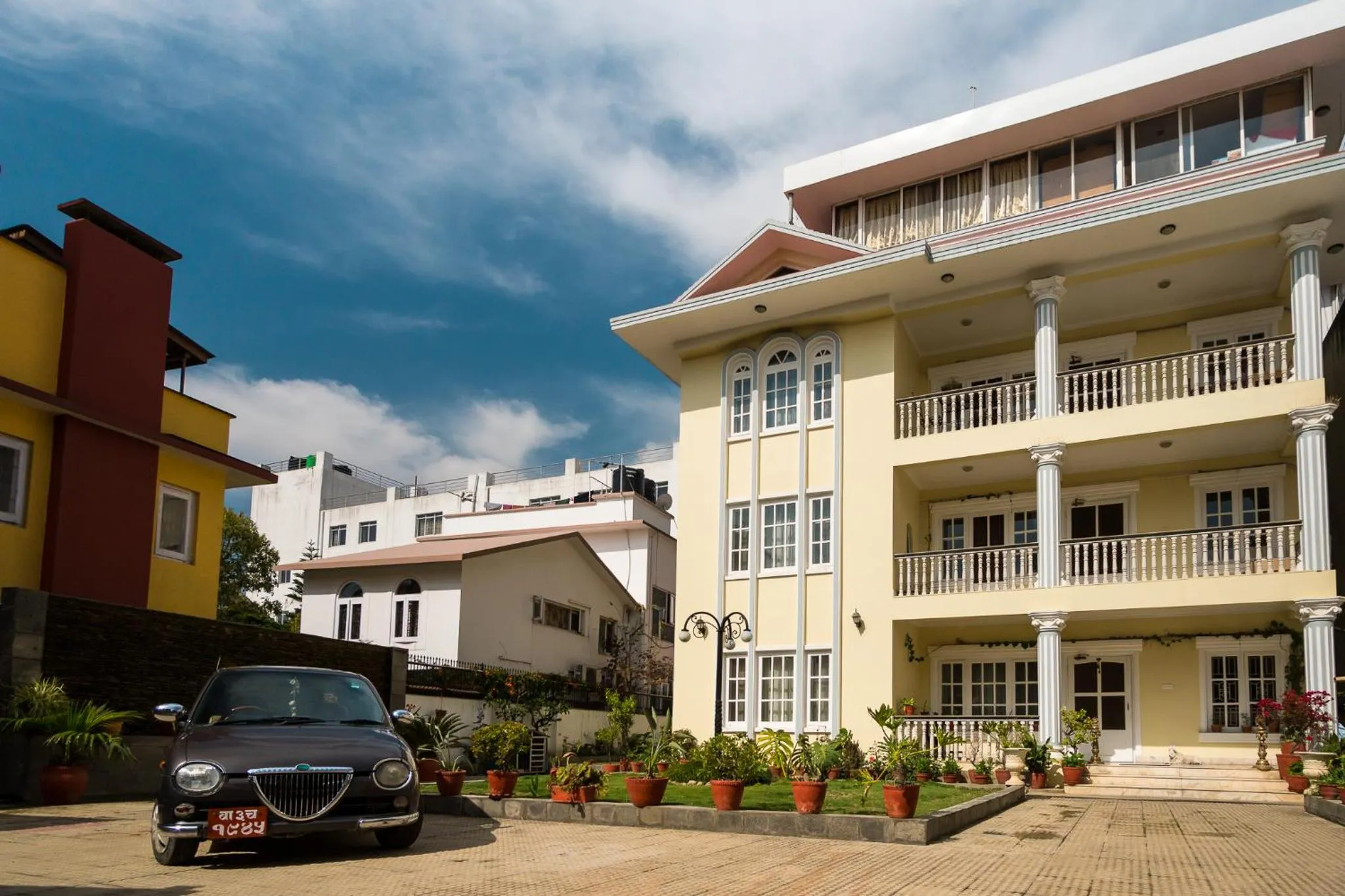 Property building in Fresco Retreat