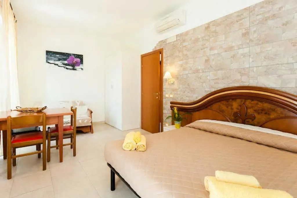 Bed in Residence La Villetta