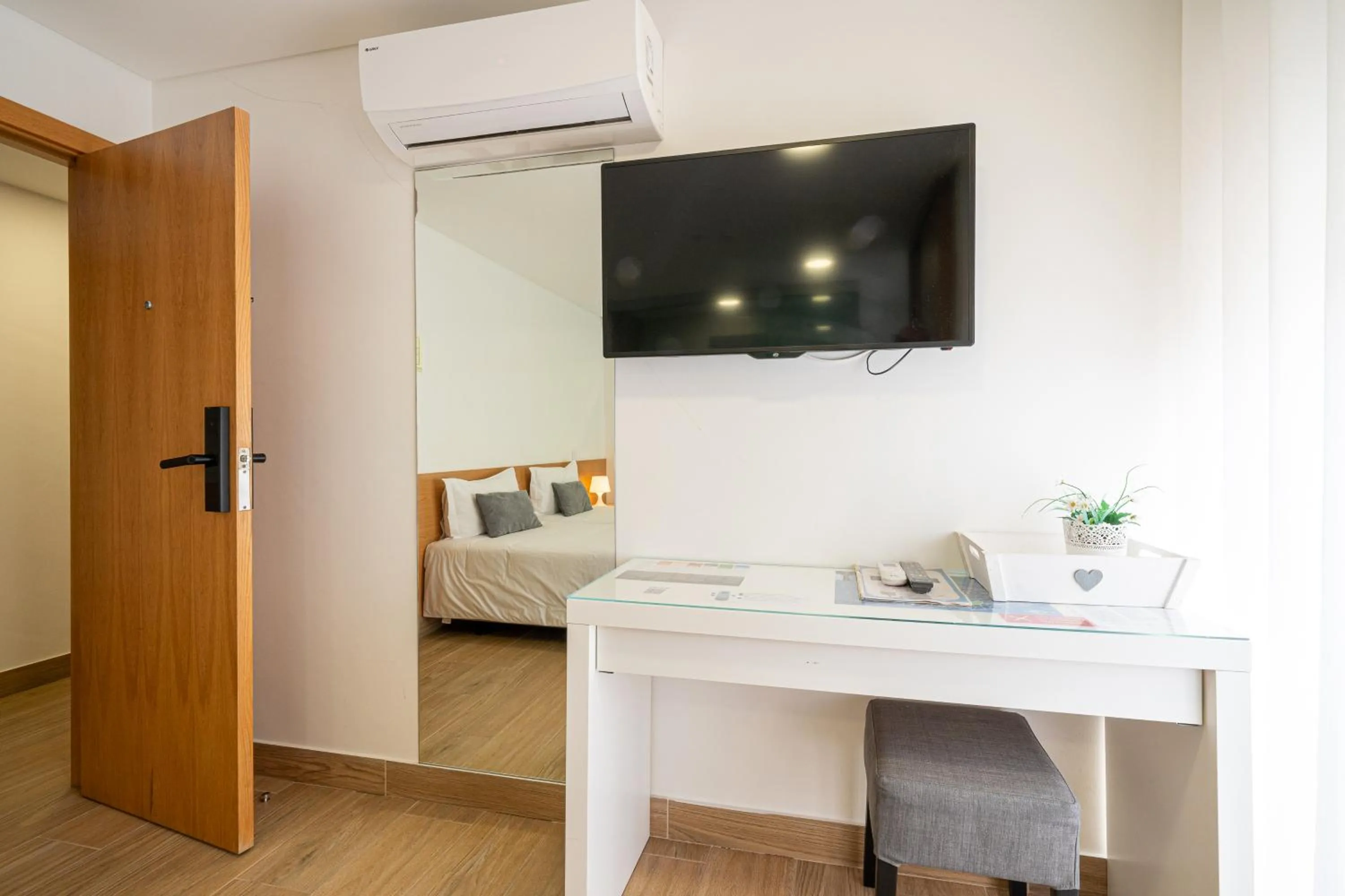 Bed in Central Suites 3