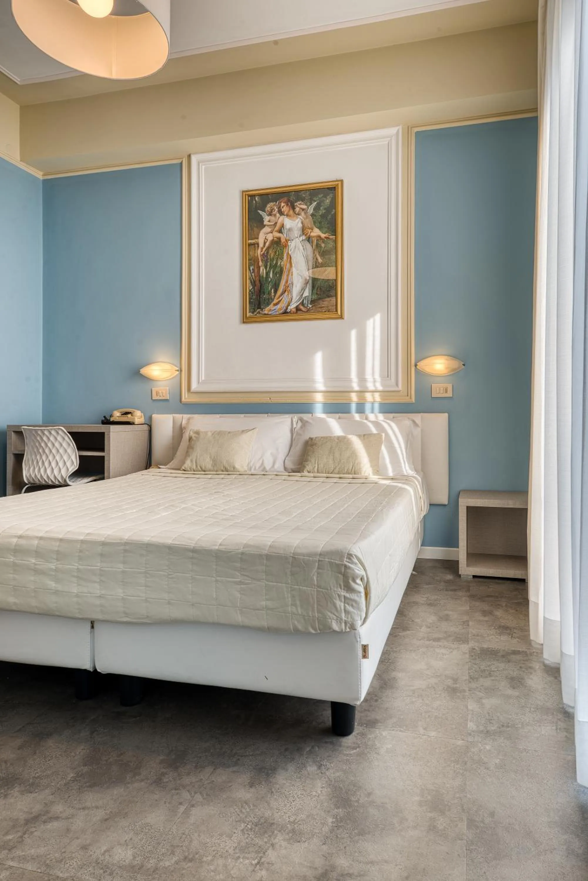 Bedroom, Bed in Hotel Augustus