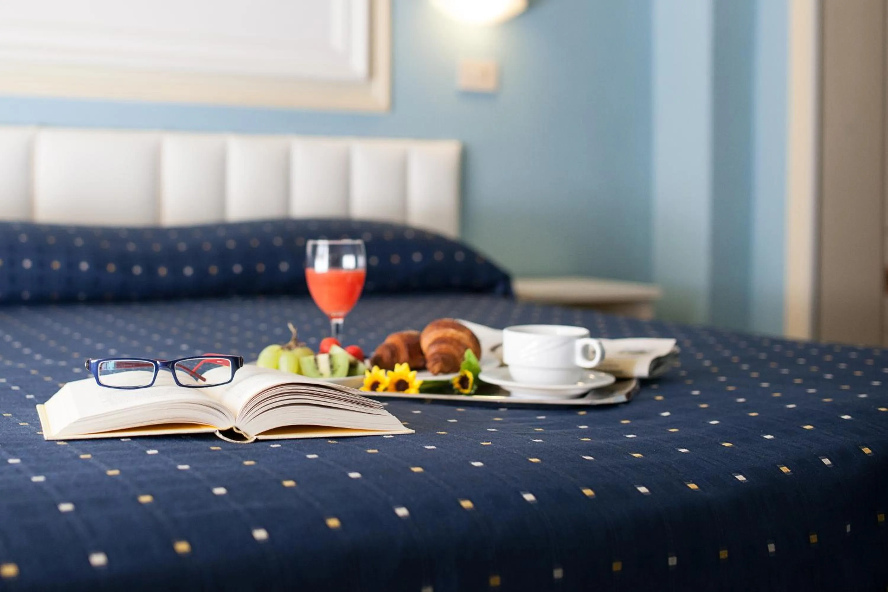 Bed in Hotel Augustus