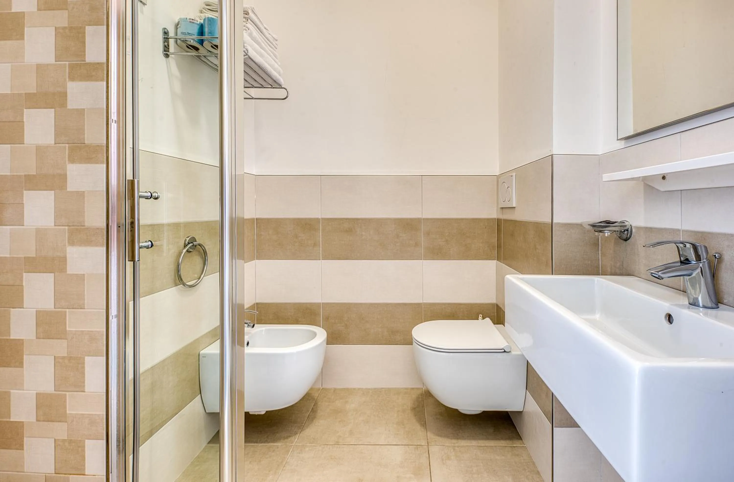 Bathroom in Hotel Augustus