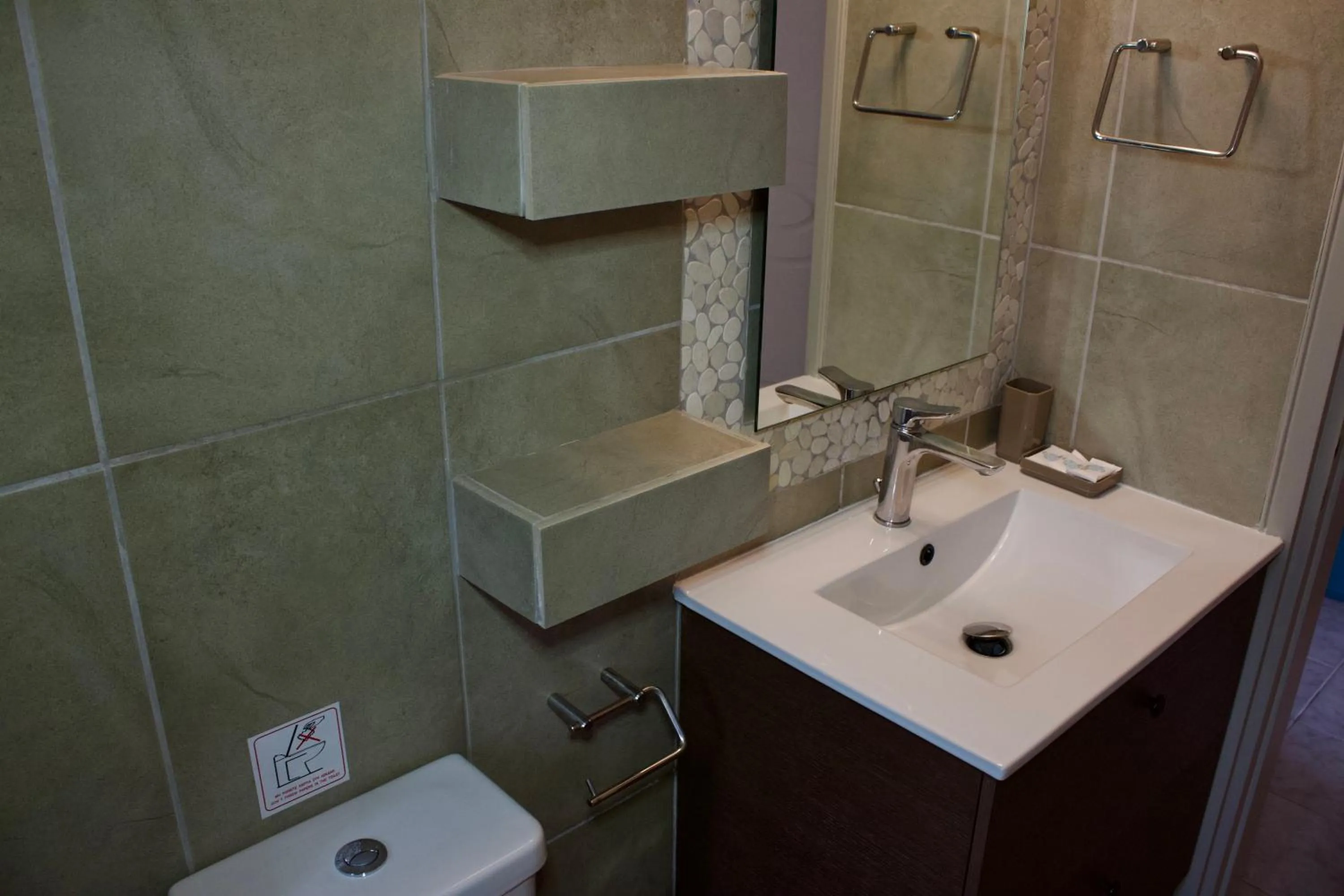 Bathroom in Notos Luxury Studios