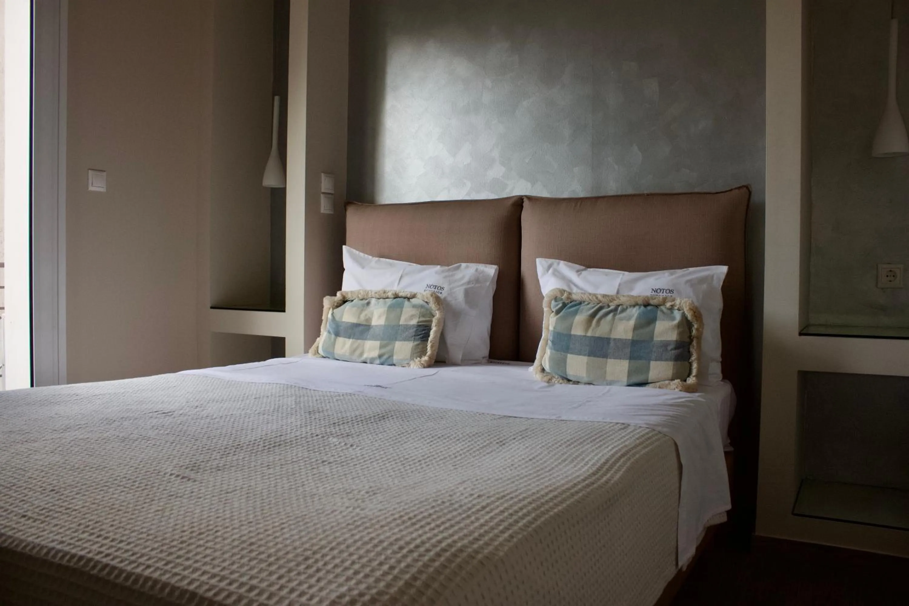 Bed in Notos Luxury Studios