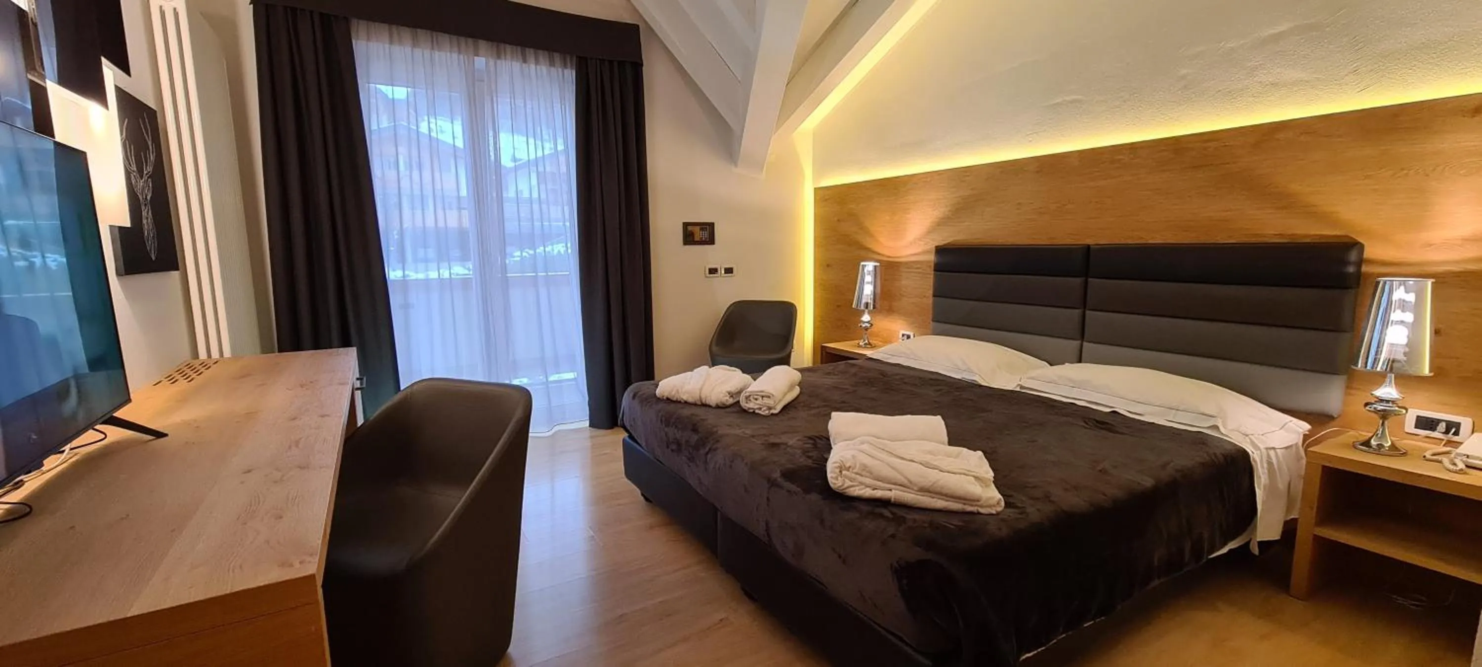TV and multimedia, Bed in Dolce Avita Hotel Spa & Resort