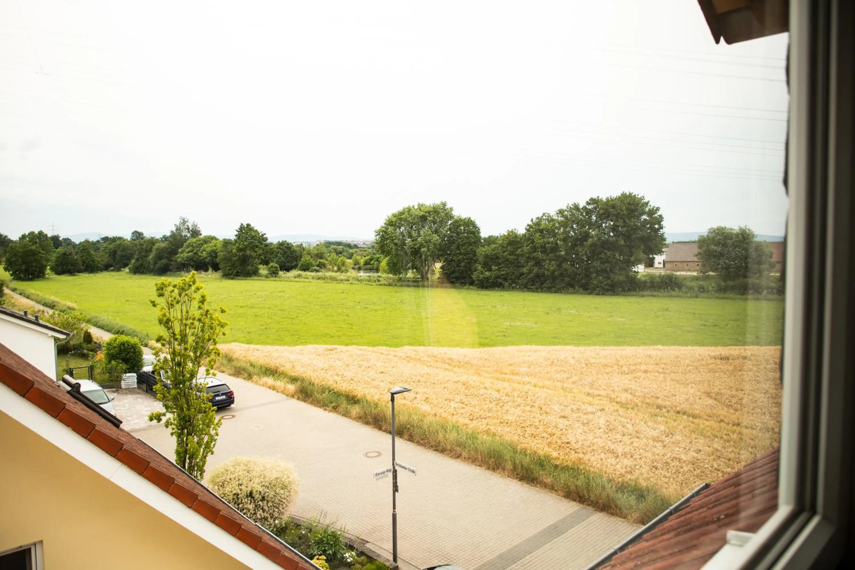 View (from property/room) in Art & Nature Apartments in der Nähe FFM-Messe