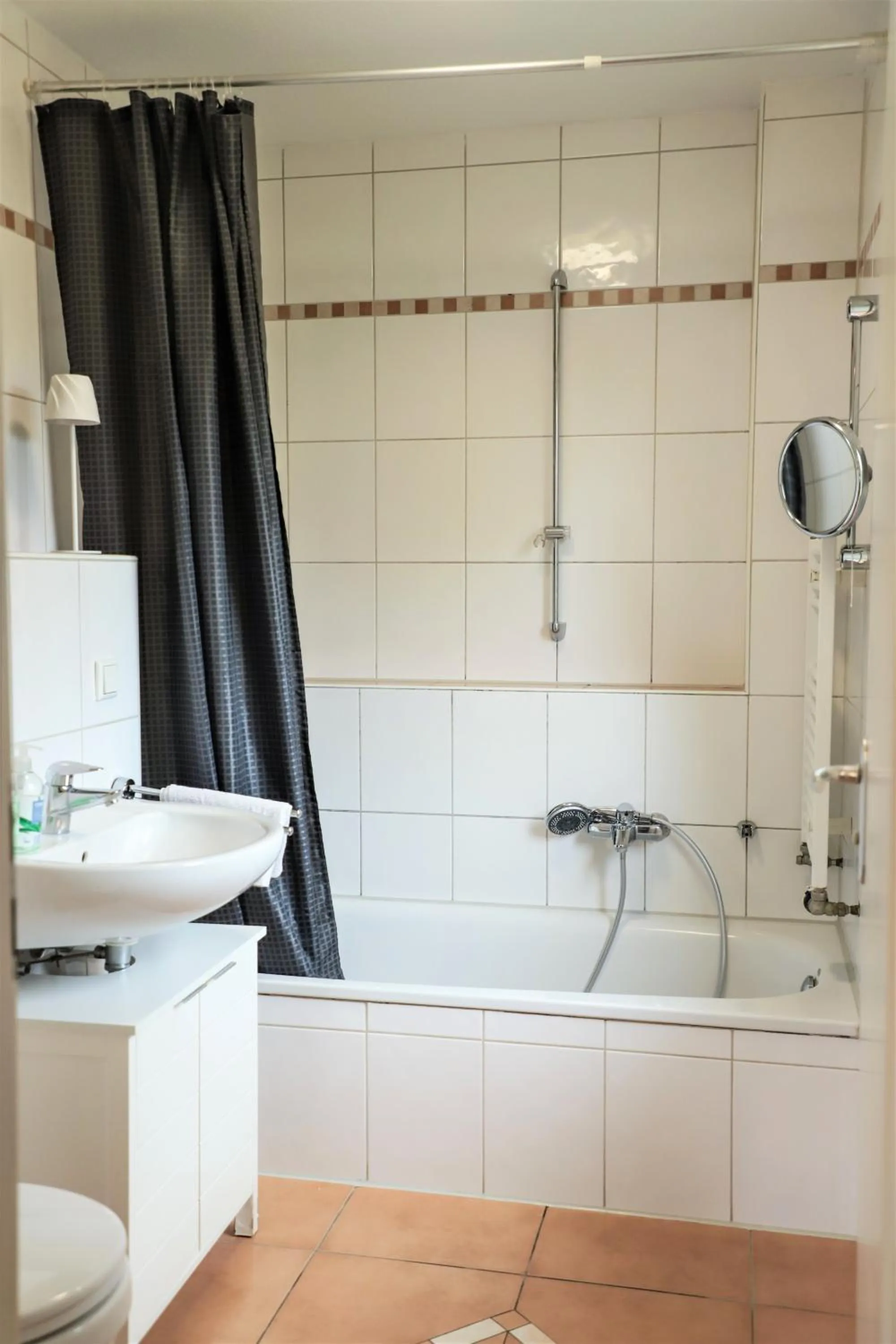 Shower in Art & Nature Apartments in der Nähe FFM-Messe