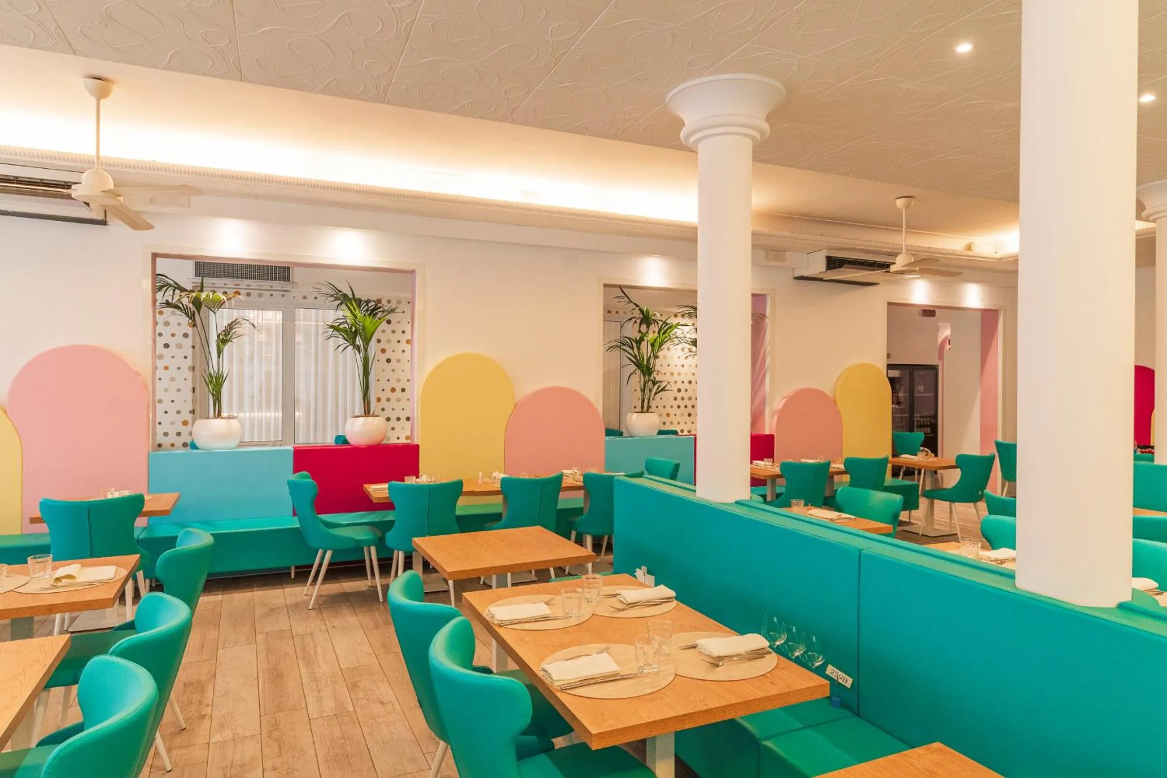 Restaurant/places to eat in Hotel Speranza