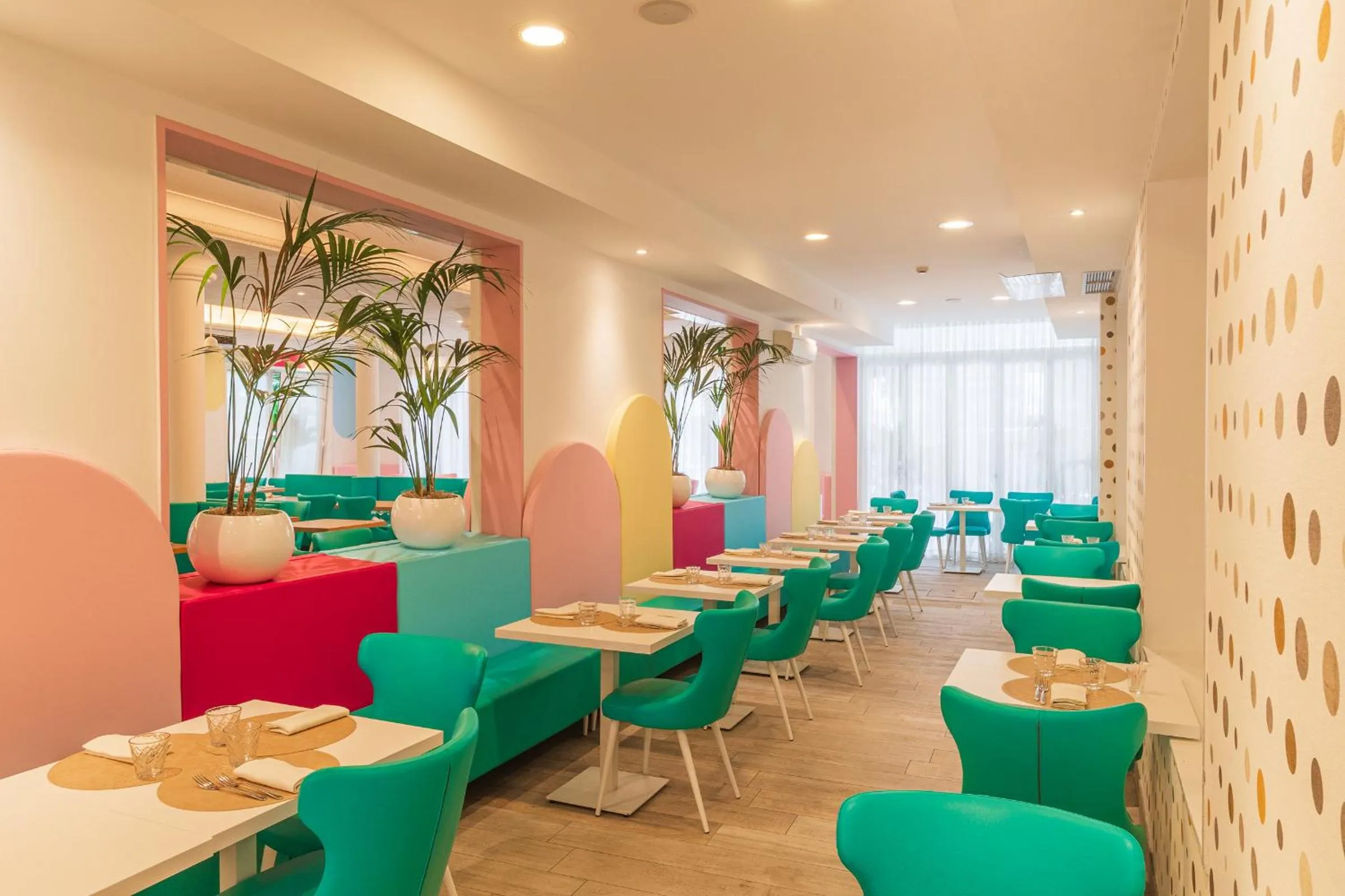 Restaurant/places to eat in Hotel Speranza