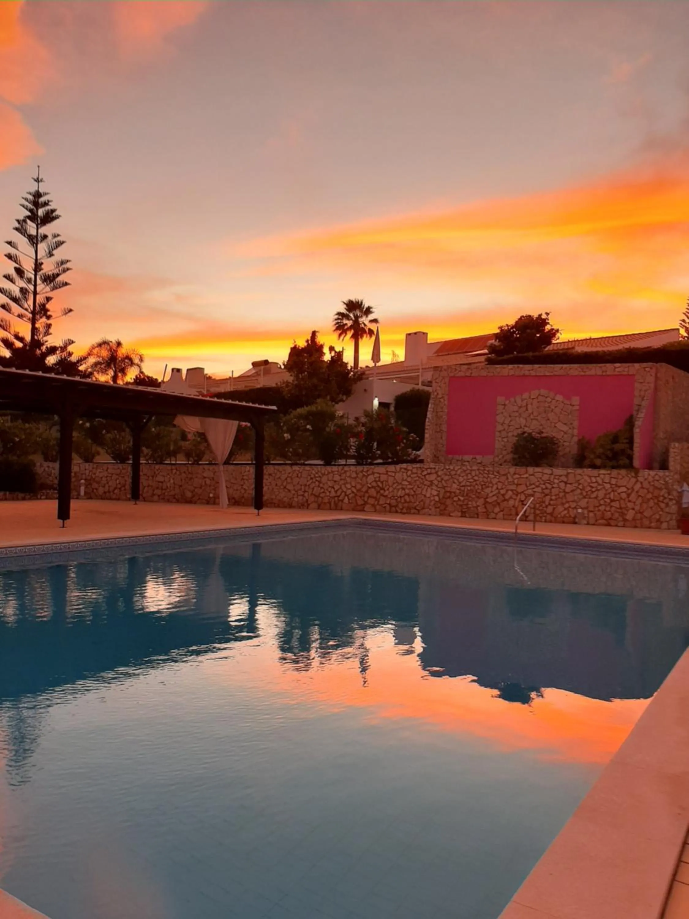 Pool view in Aurora Sol