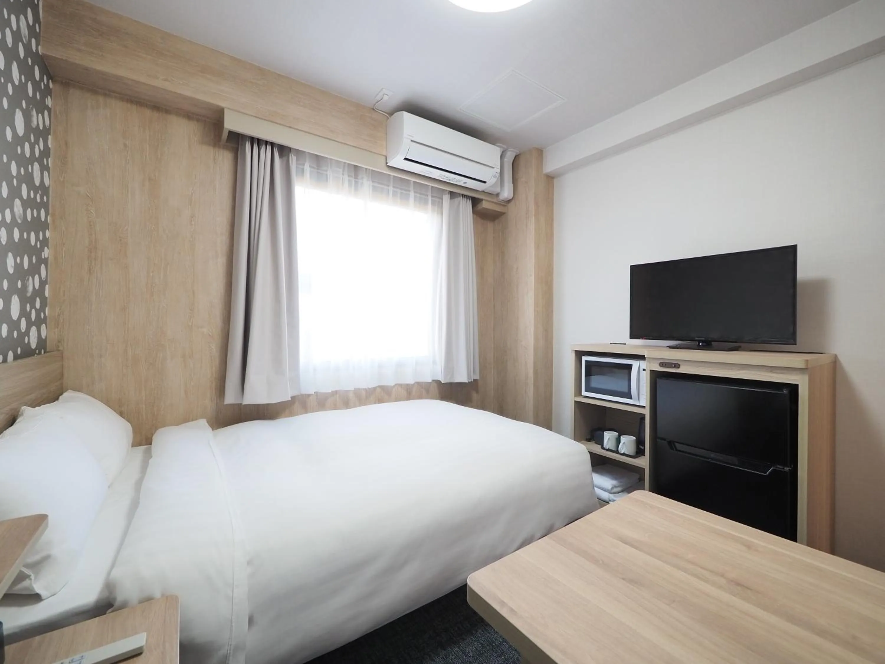 Photo of the whole room, Bed in Tabino Hotel EXpress Narita