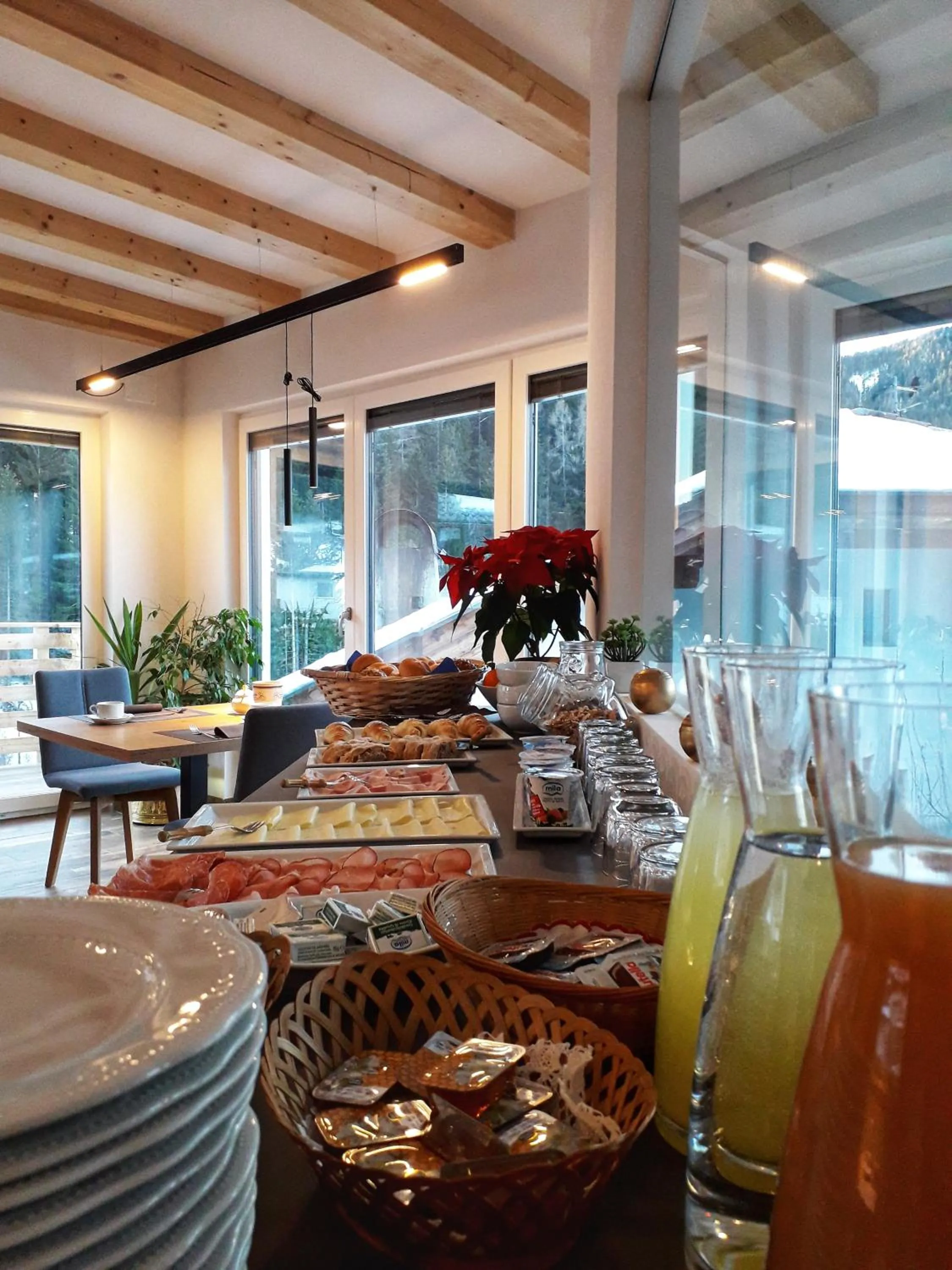 Buffet breakfast in Haus Herta B&B