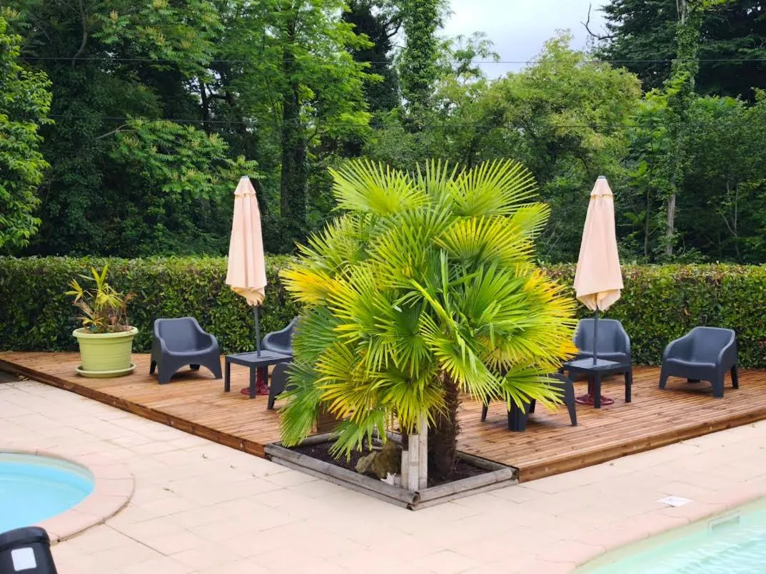Swimming pool in Les Chalets d'Argentouleau