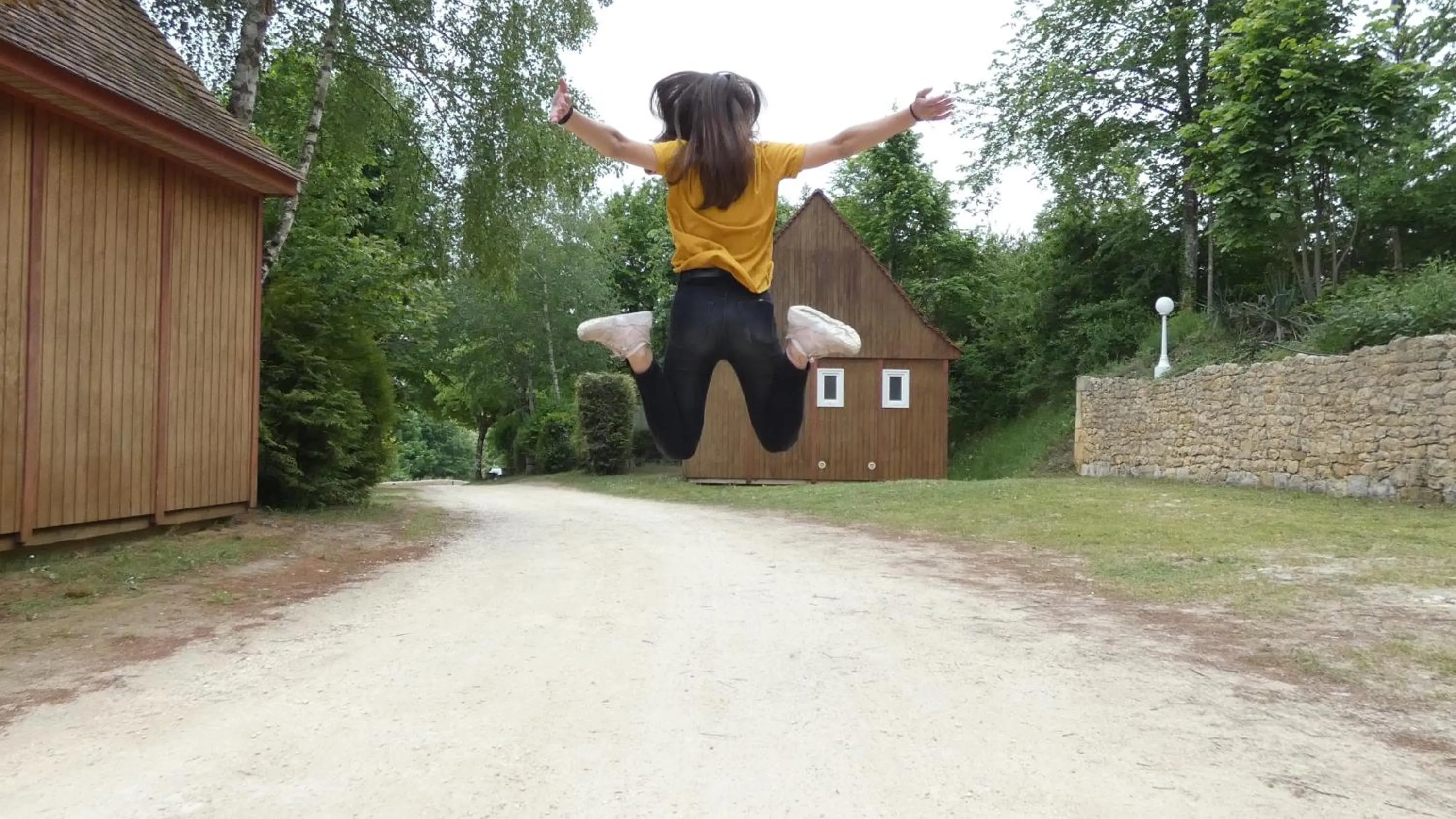 People in Les Chalets d'Argentouleau