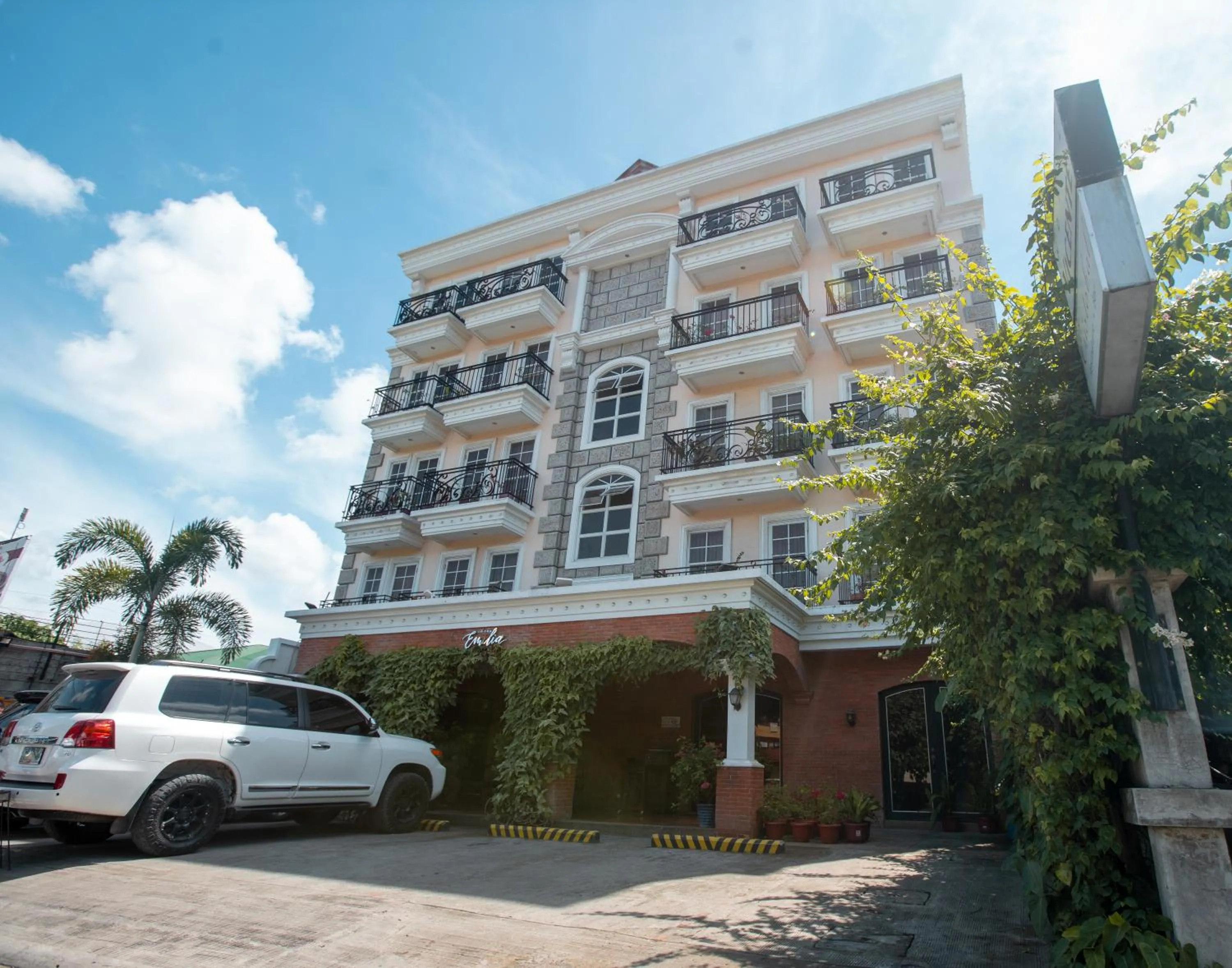 Hotel Emilia