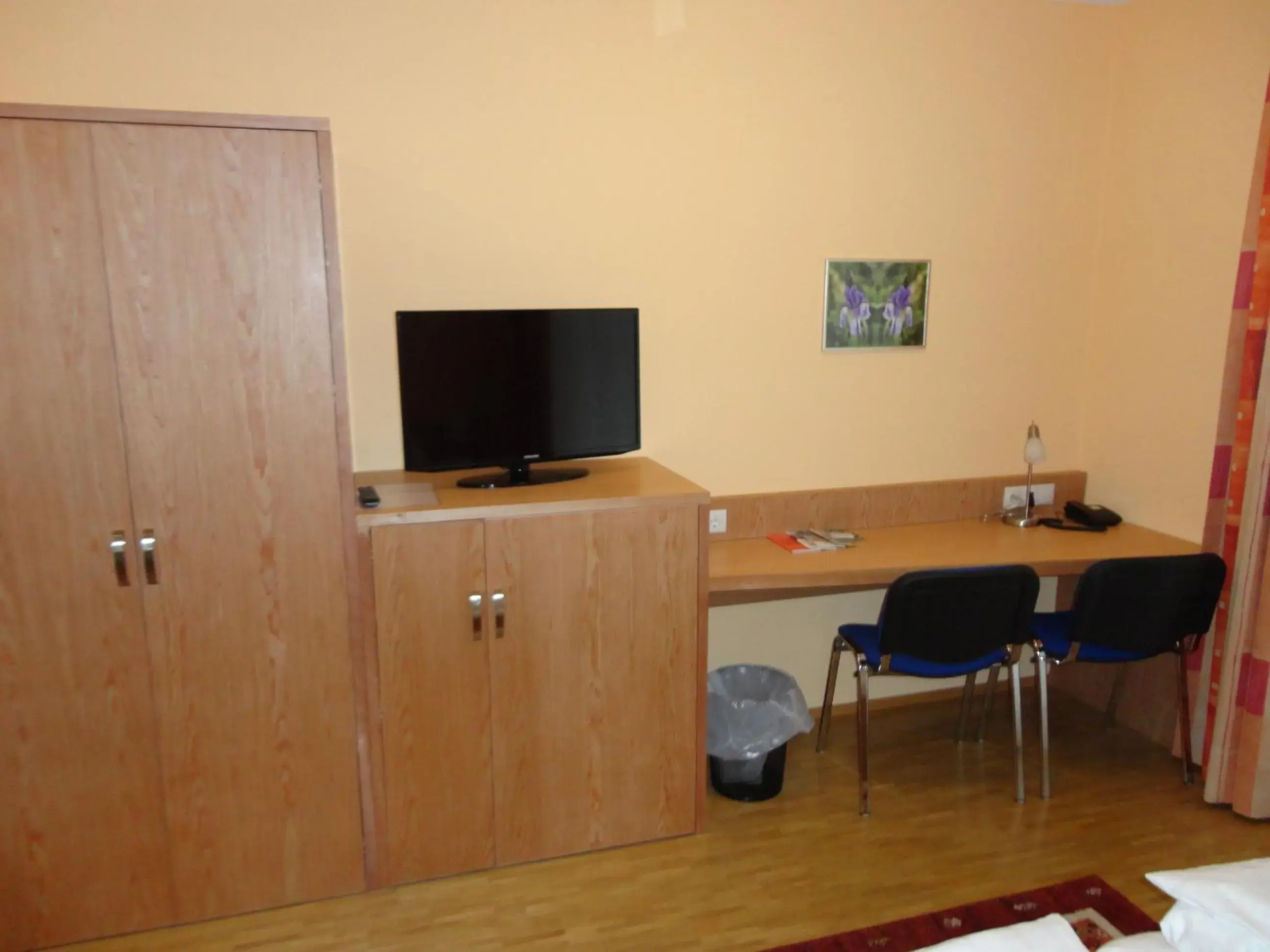 Deluxe Double Room with balcony and Garden View in Hotel Cafe Lorenz Deluxe Double Room with balcony and Garden View in Hotel Cafe Lorenz