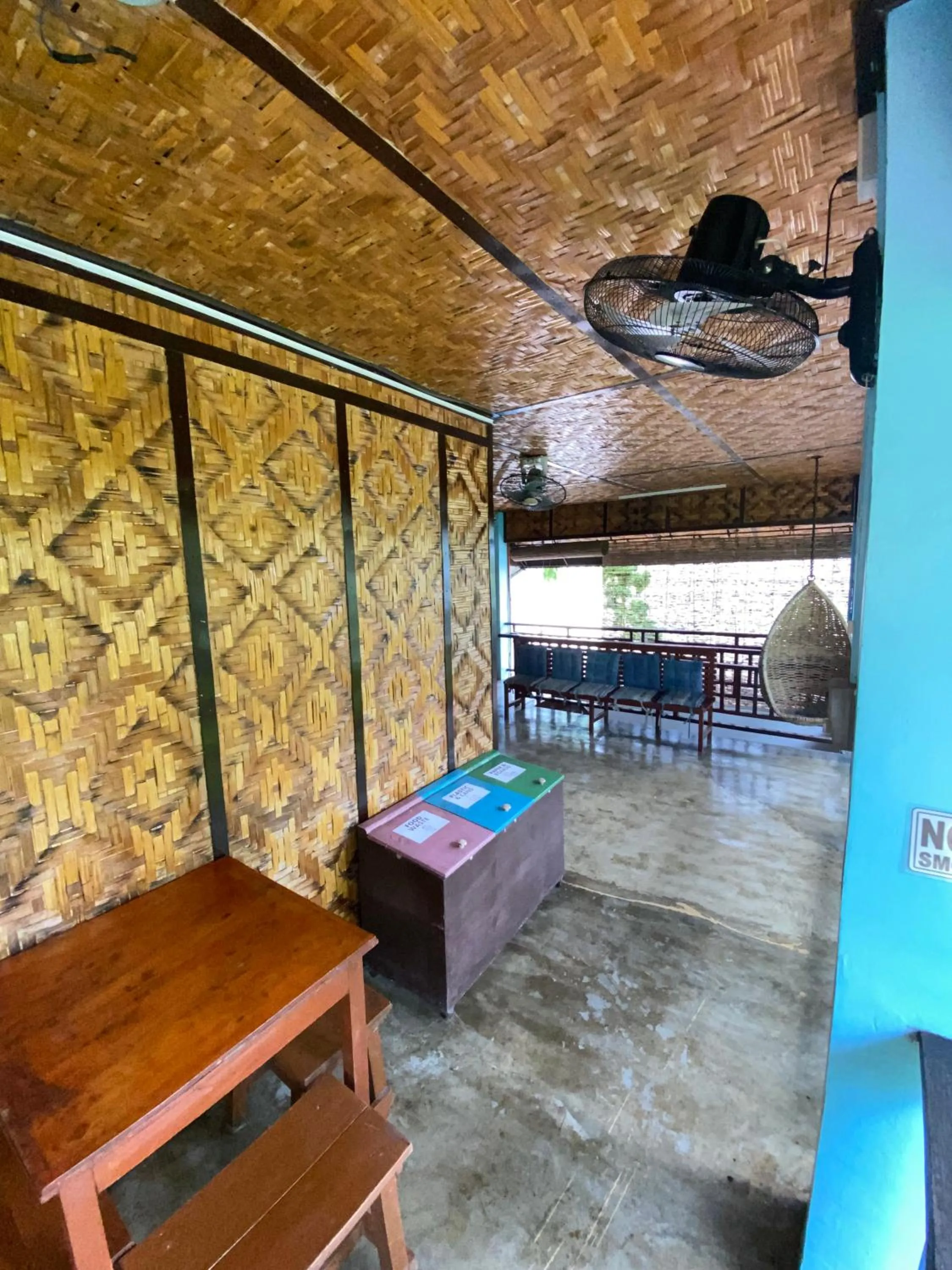 Balcony/Terrace in Tres Islas Hostel