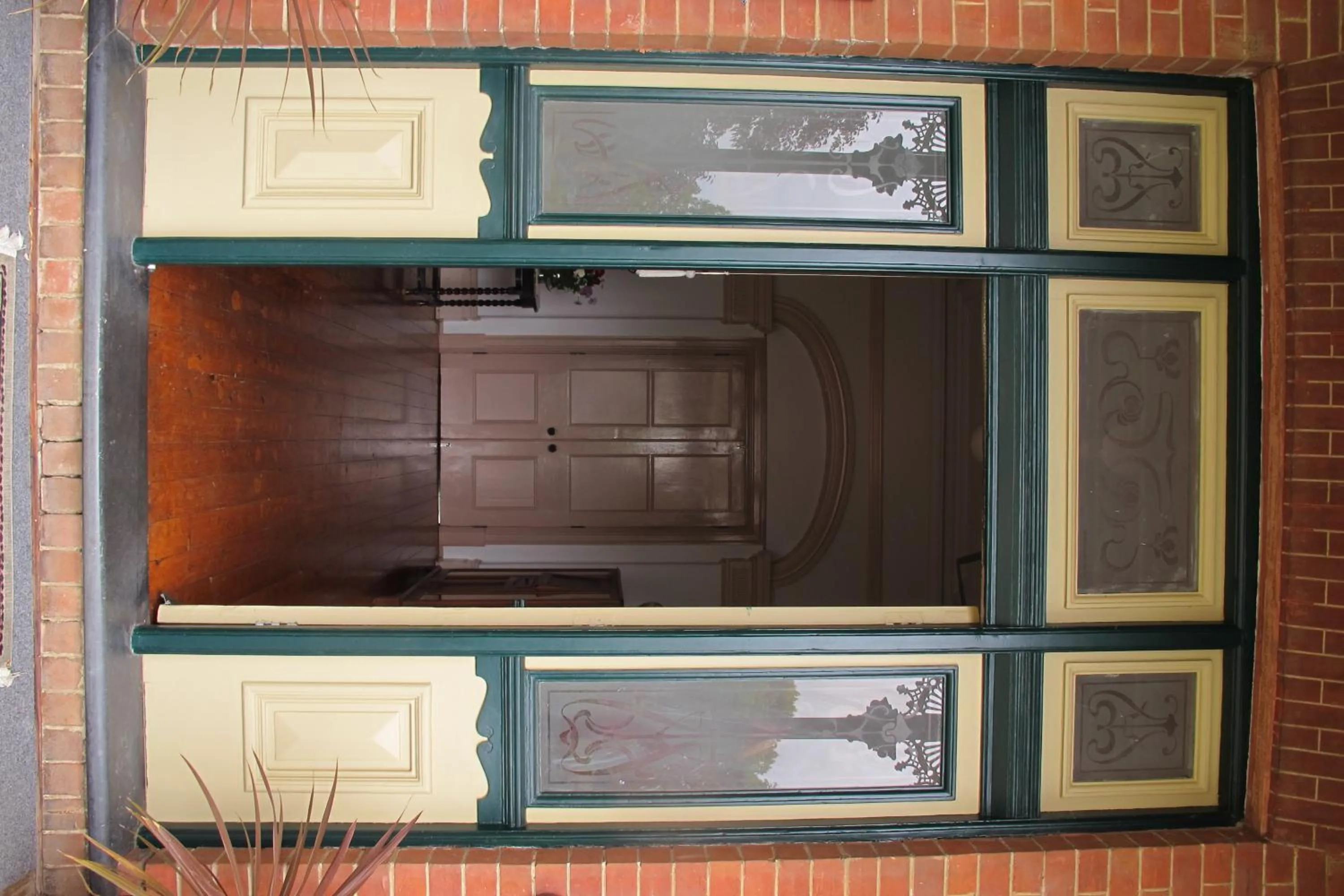 Holmhurst Guest House