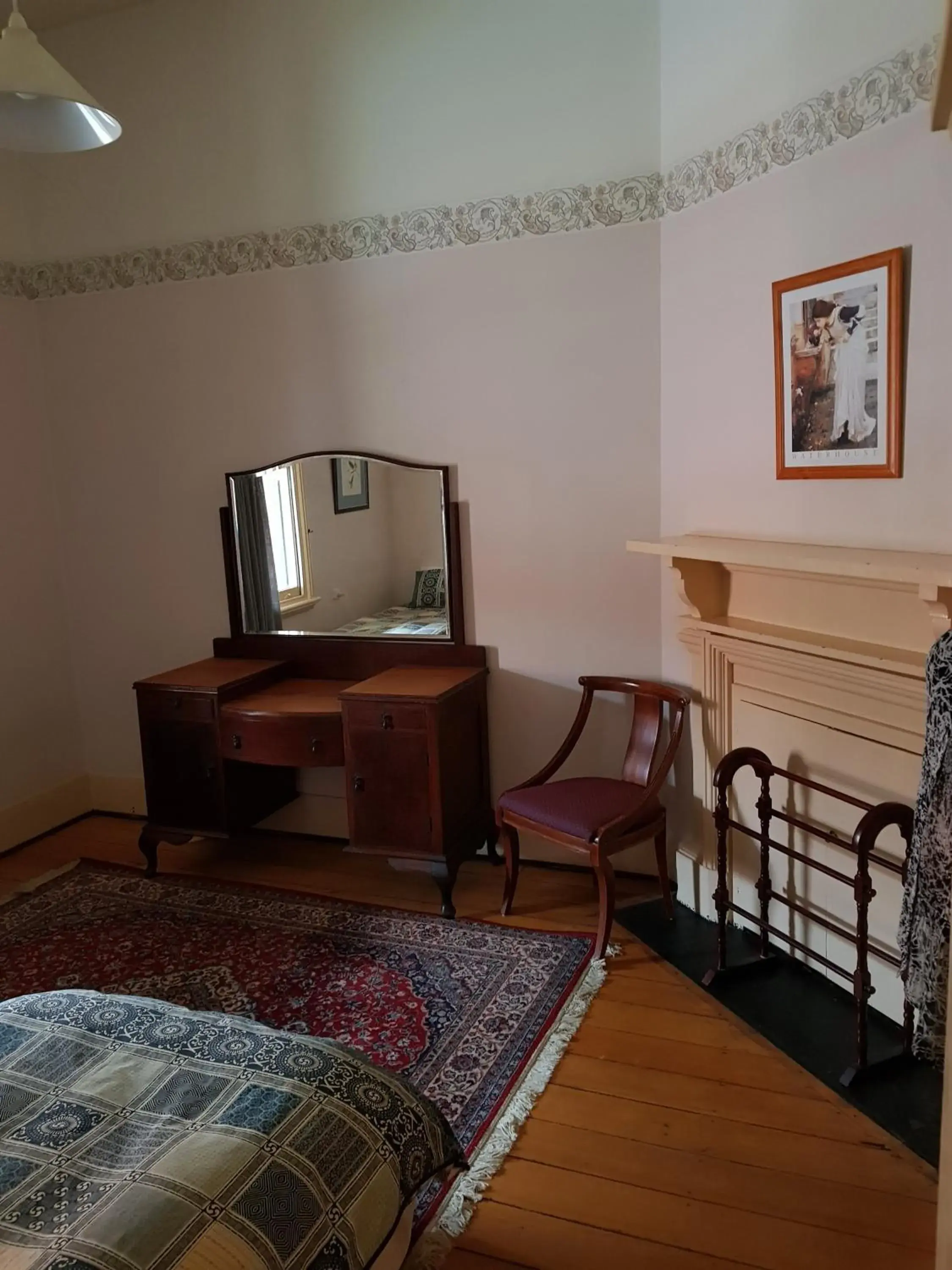 Single Room with Shared Bathroom - single occupancy in Holmhurst Guest House Single Room with Shared Bathroom - single occupancy in Holmhurst Guest House