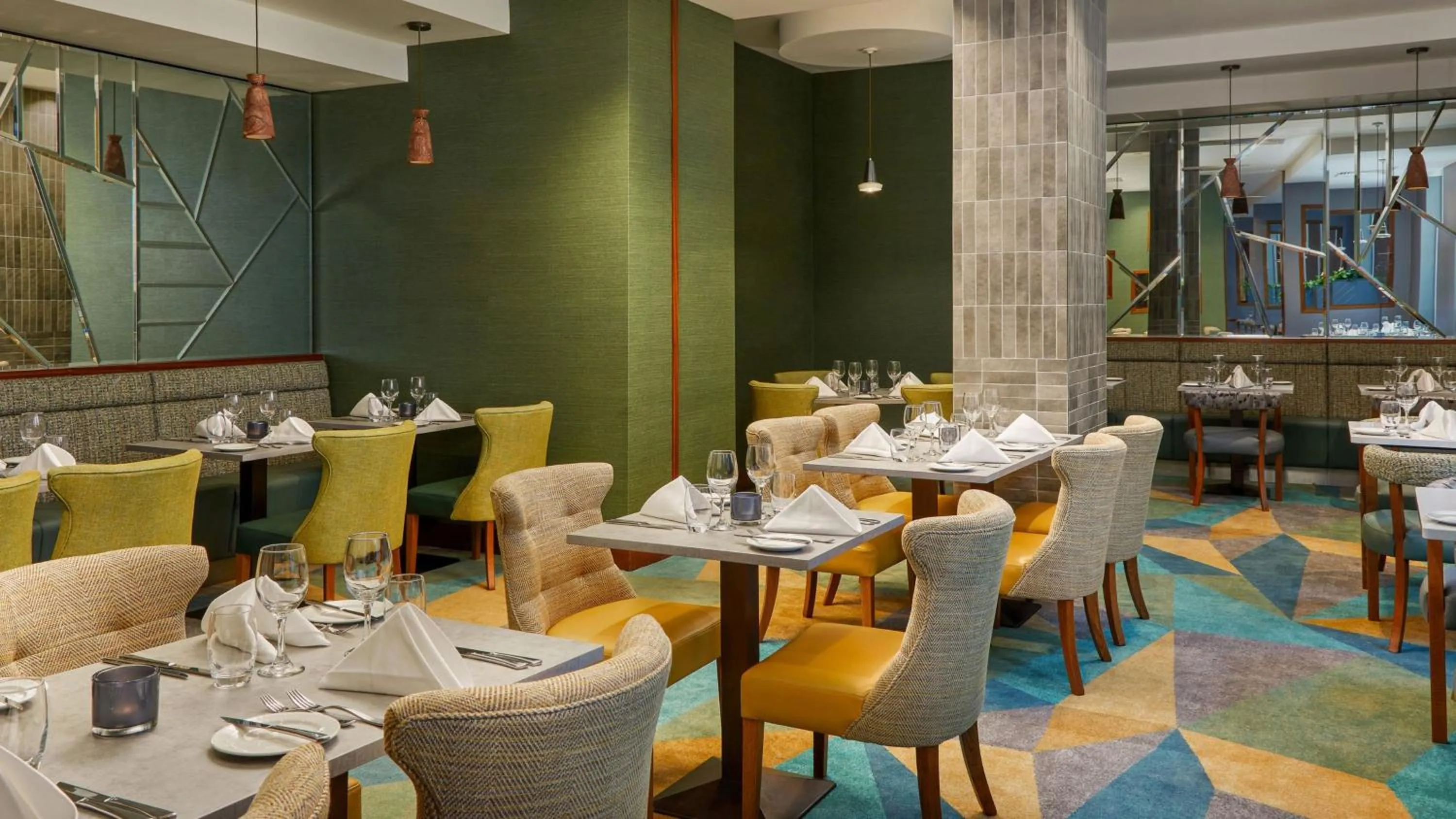 Restaurant/places to eat in Crowne Plaza Dublin Blanchardstown by IHG