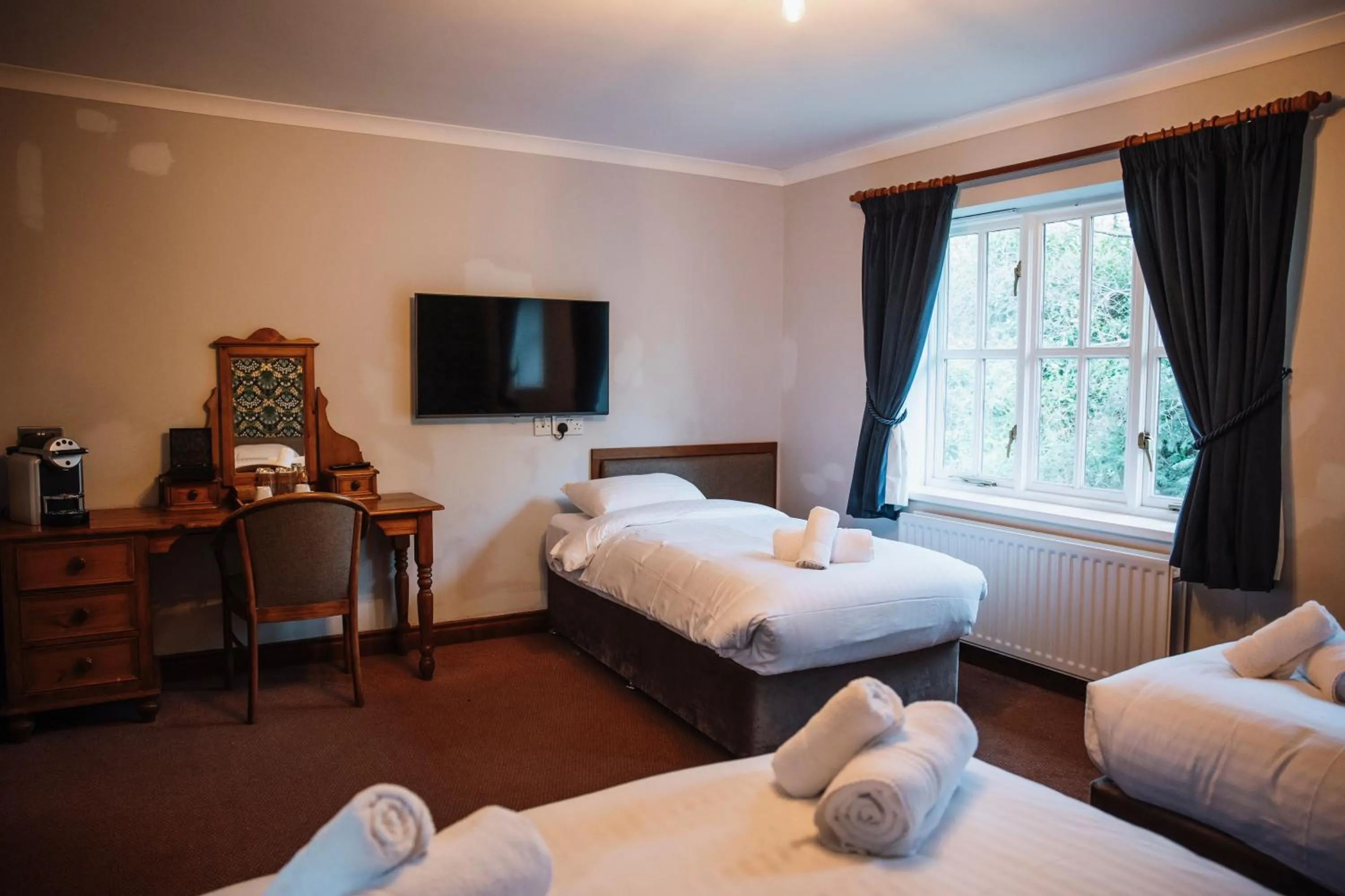 Bedroom, Bed in The Keelman