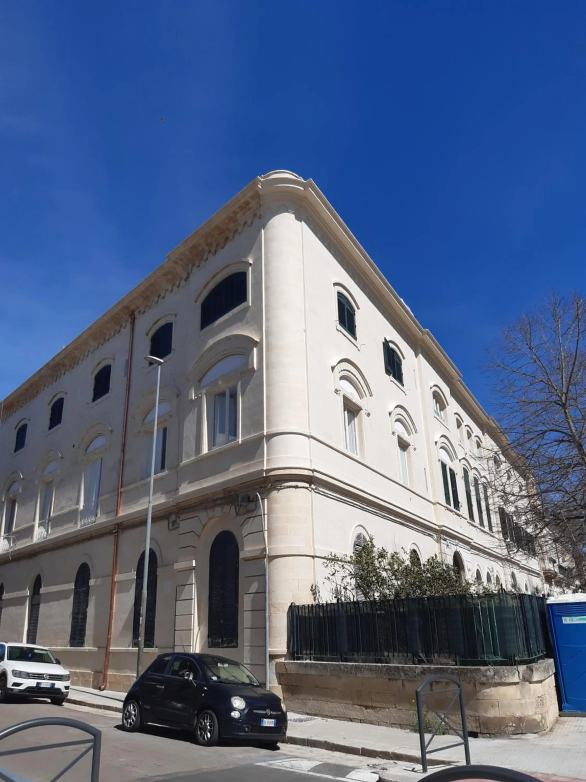 Property building in acasadienrico