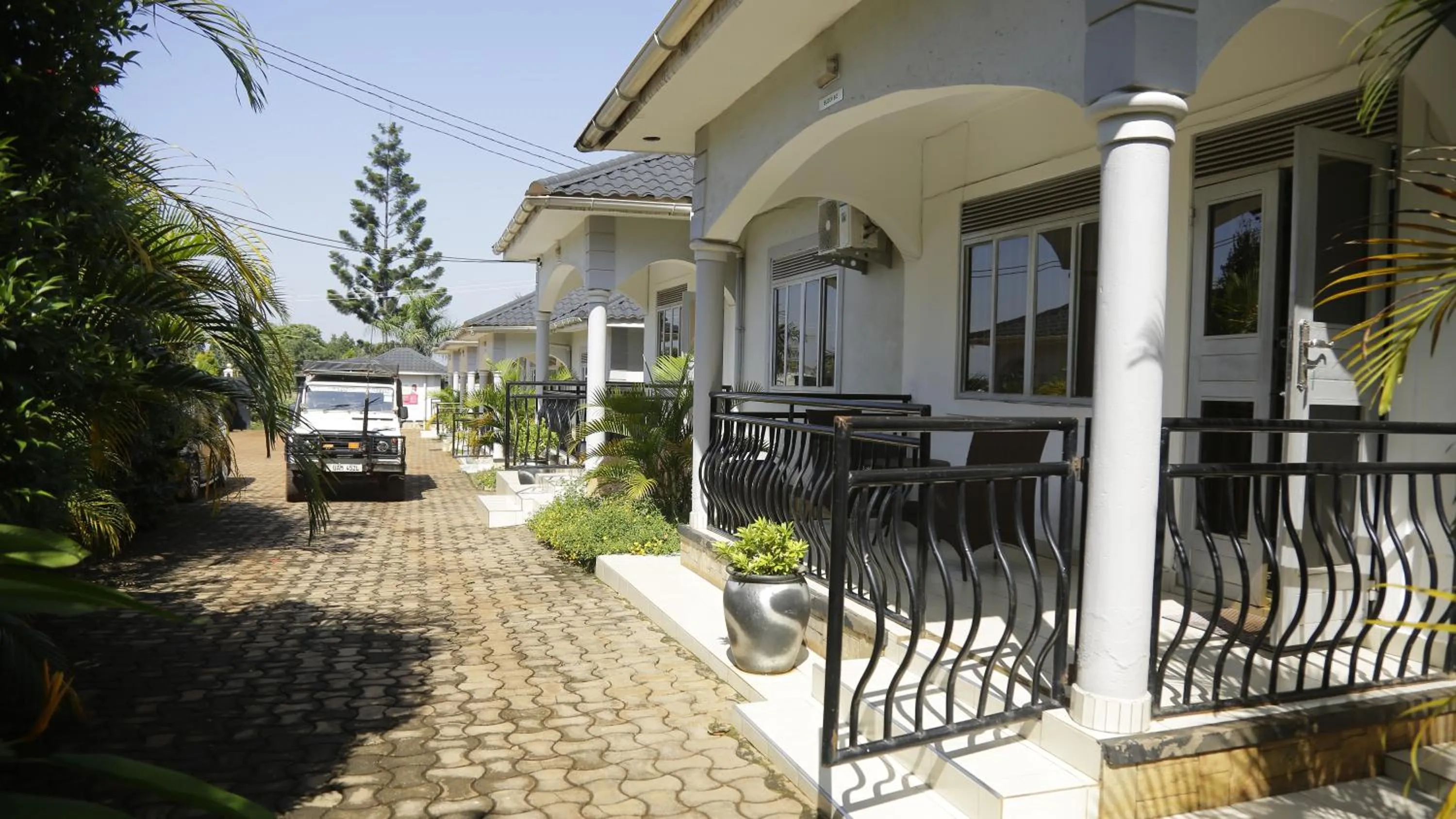 Parking in MAMIKKI Hotel Apartments