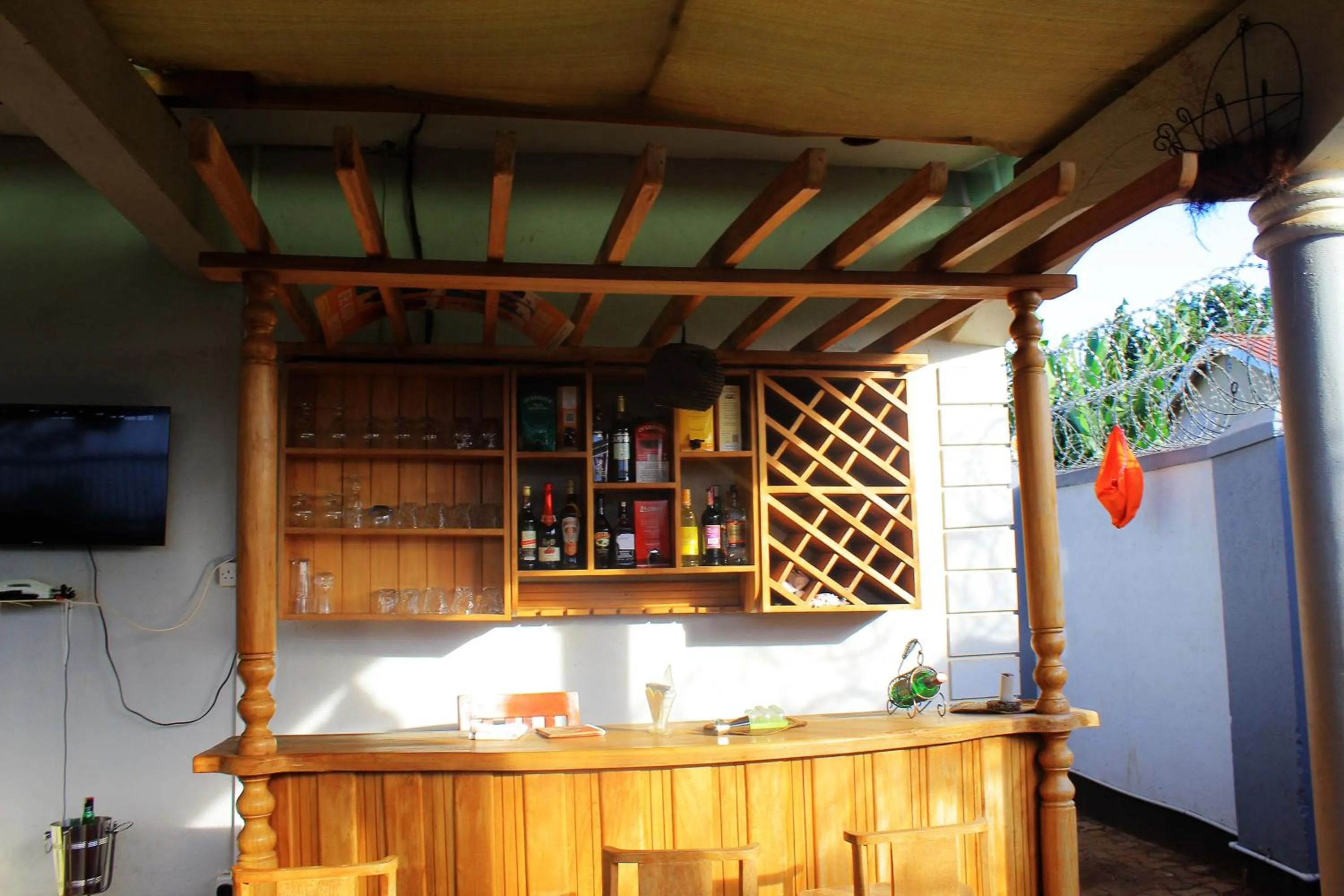 Lounge or bar in MAMIKKI Hotel Apartments