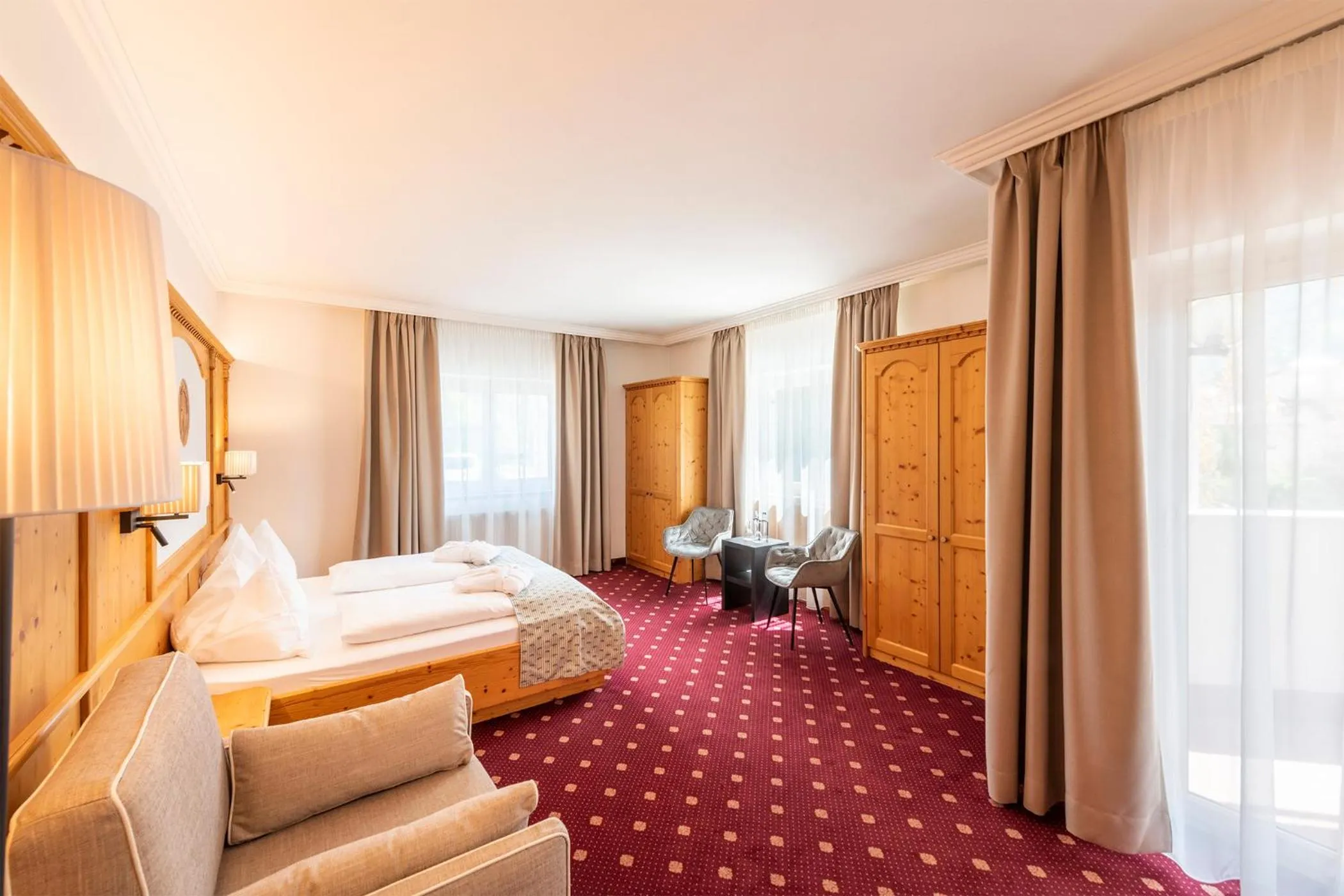 Photo of the whole room, Bed in Hotel Rosskopf