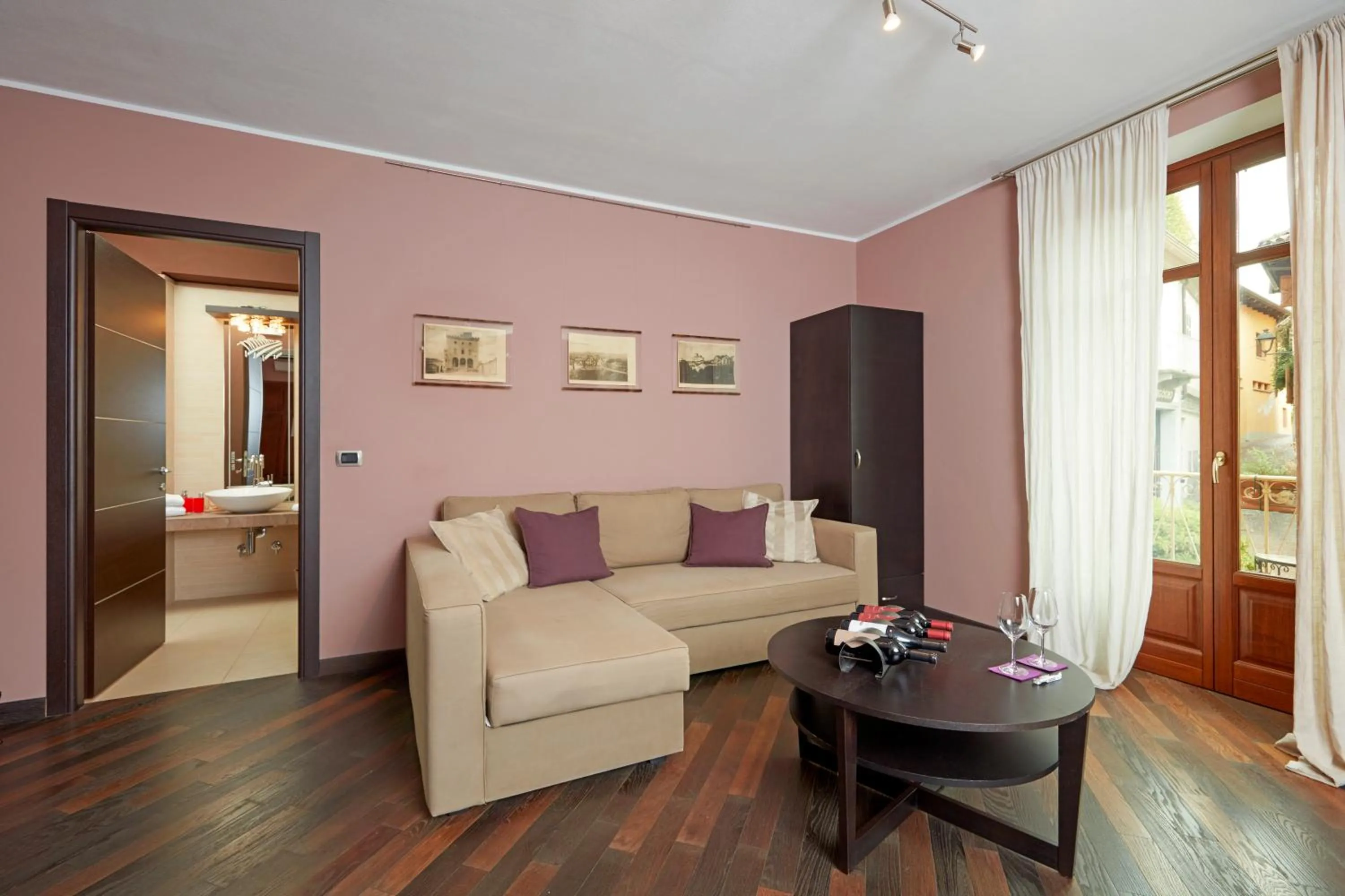 Photo of the whole room in Casa Svizzera Agriturismo