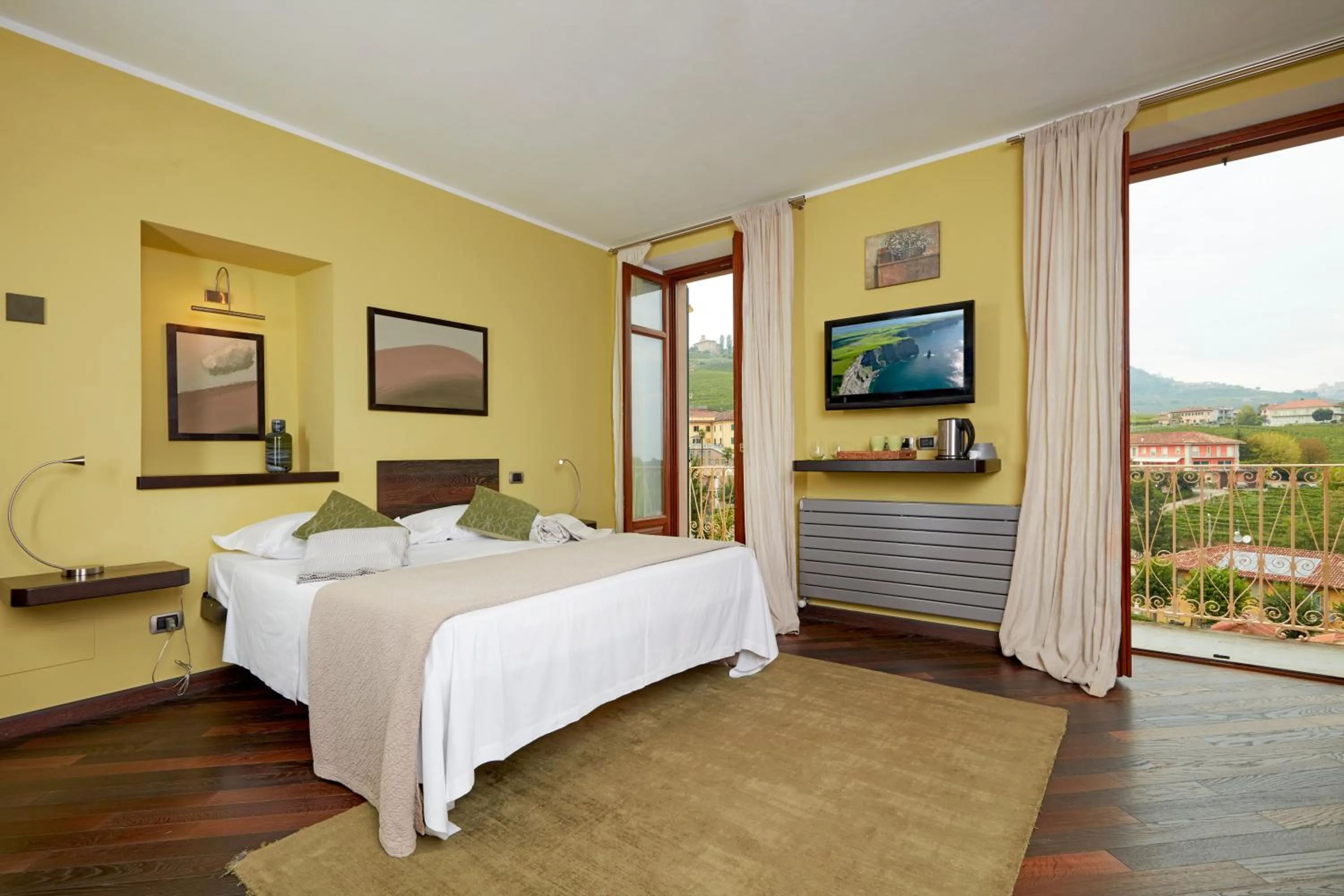 Photo of the whole room, Bed in Casa Svizzera Agriturismo