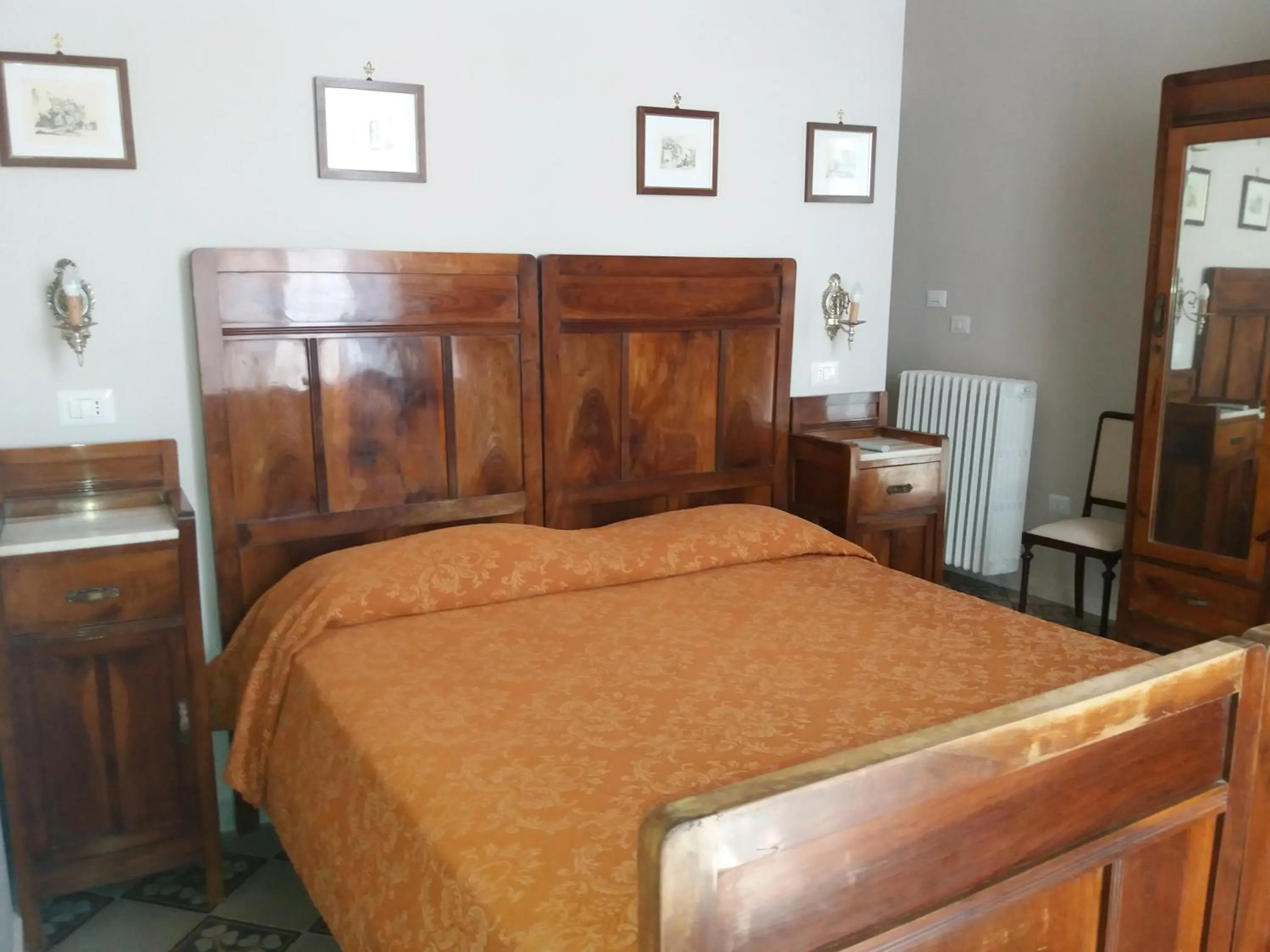 Bed in Antico Palazzo Spinola