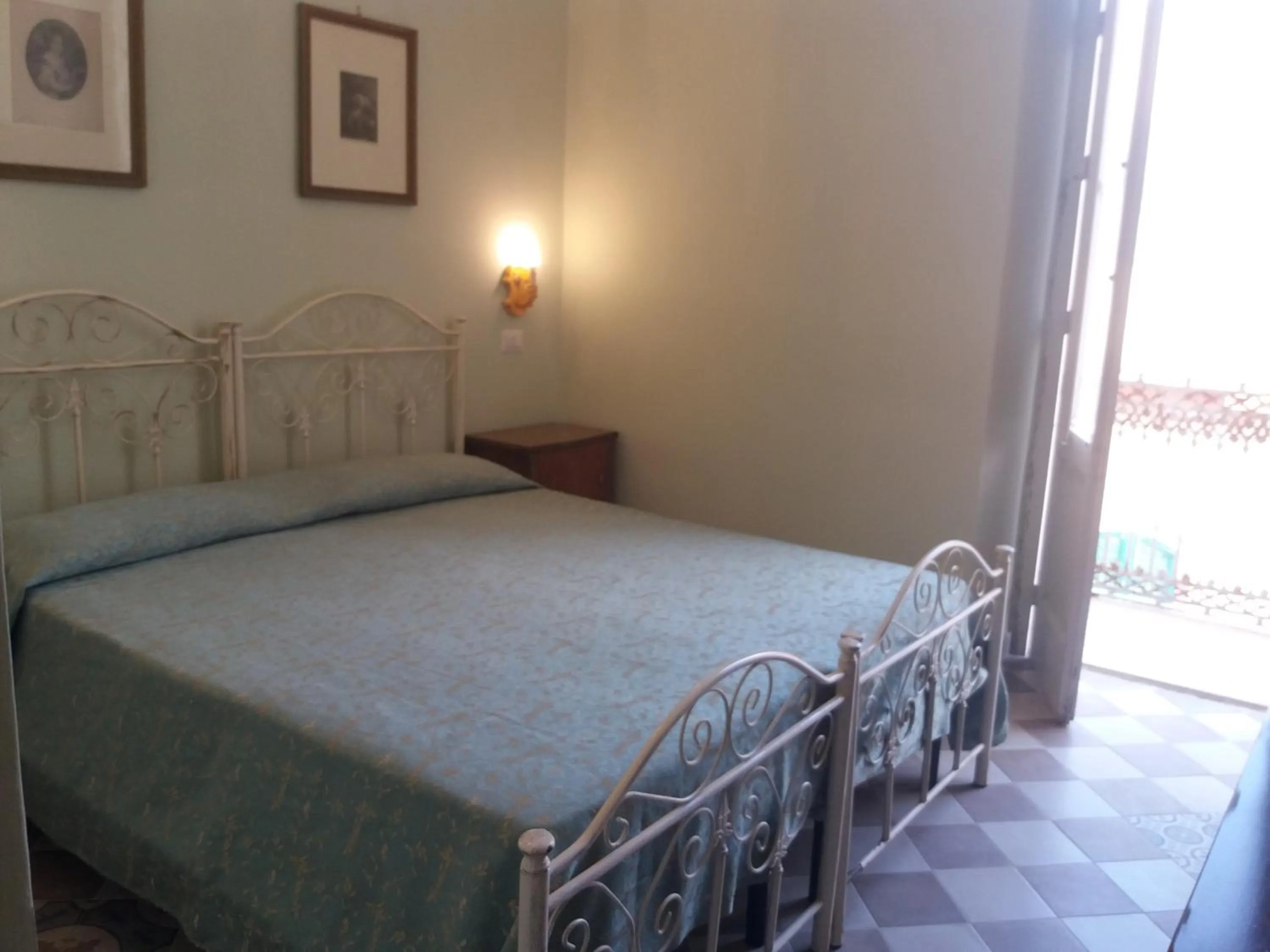 Bed in Antico Palazzo Spinola