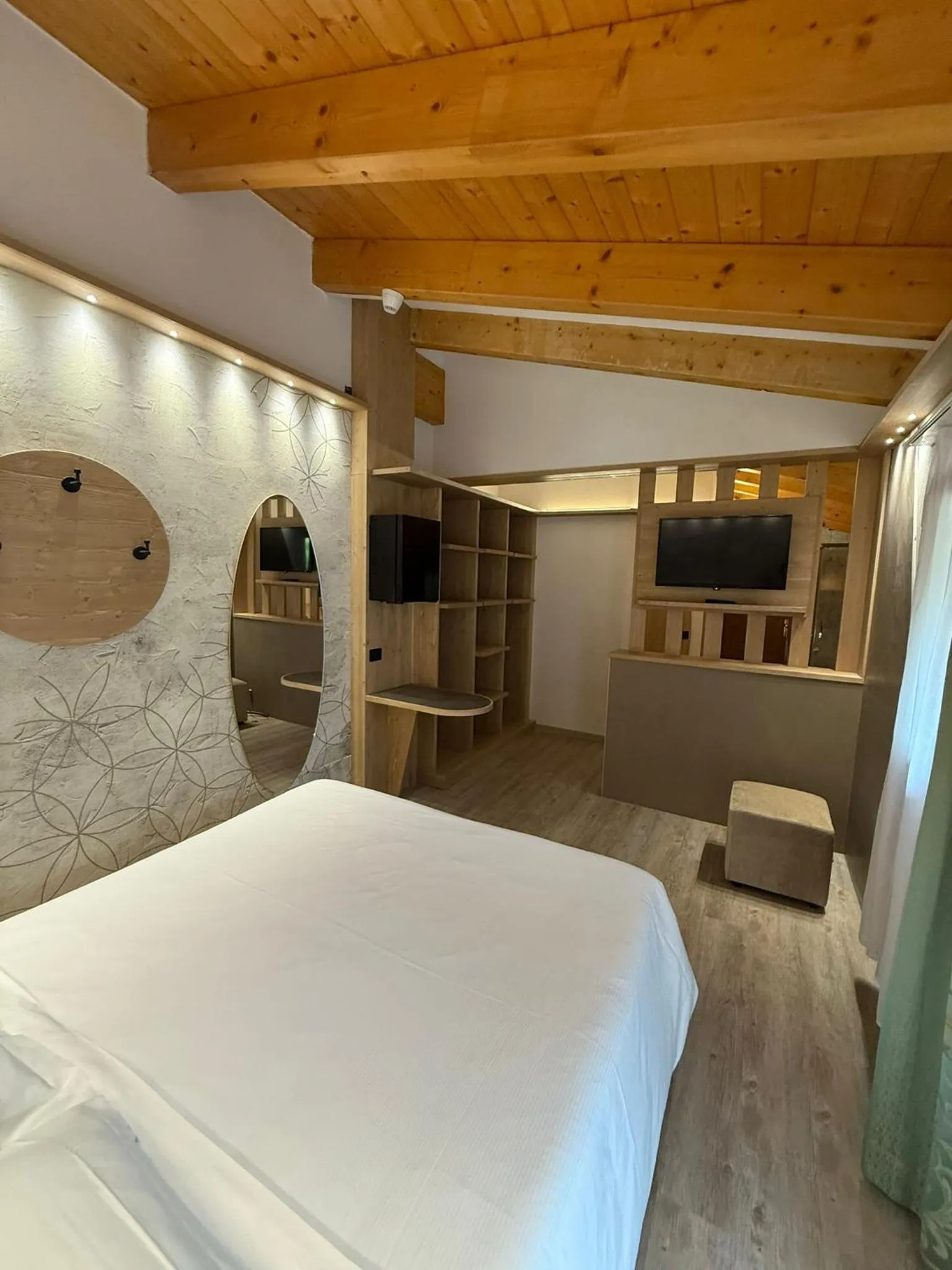 Photo of the whole room, Bed in Hotel Villa Fosine