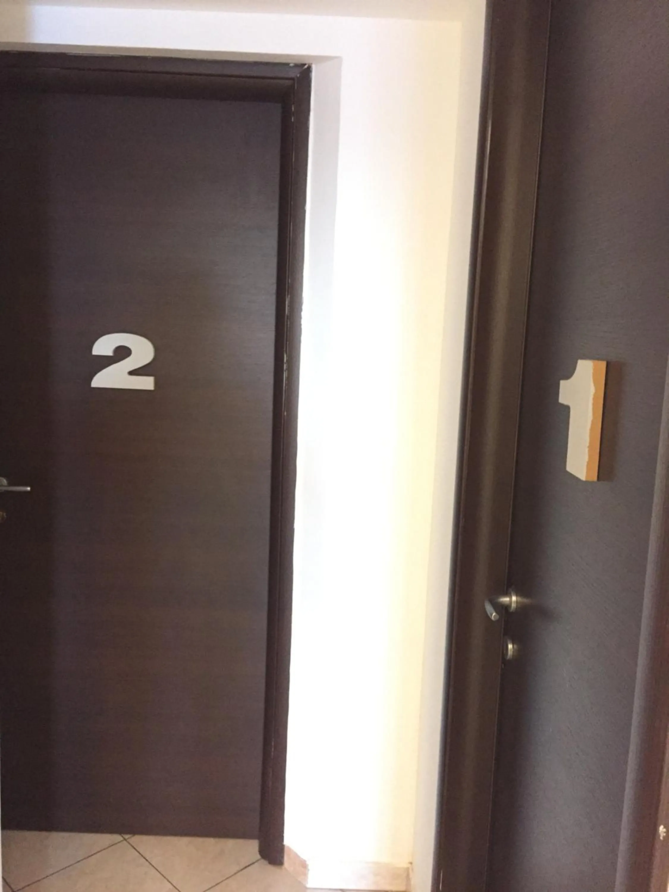 Logo/Certificate/Sign in Bakirooms